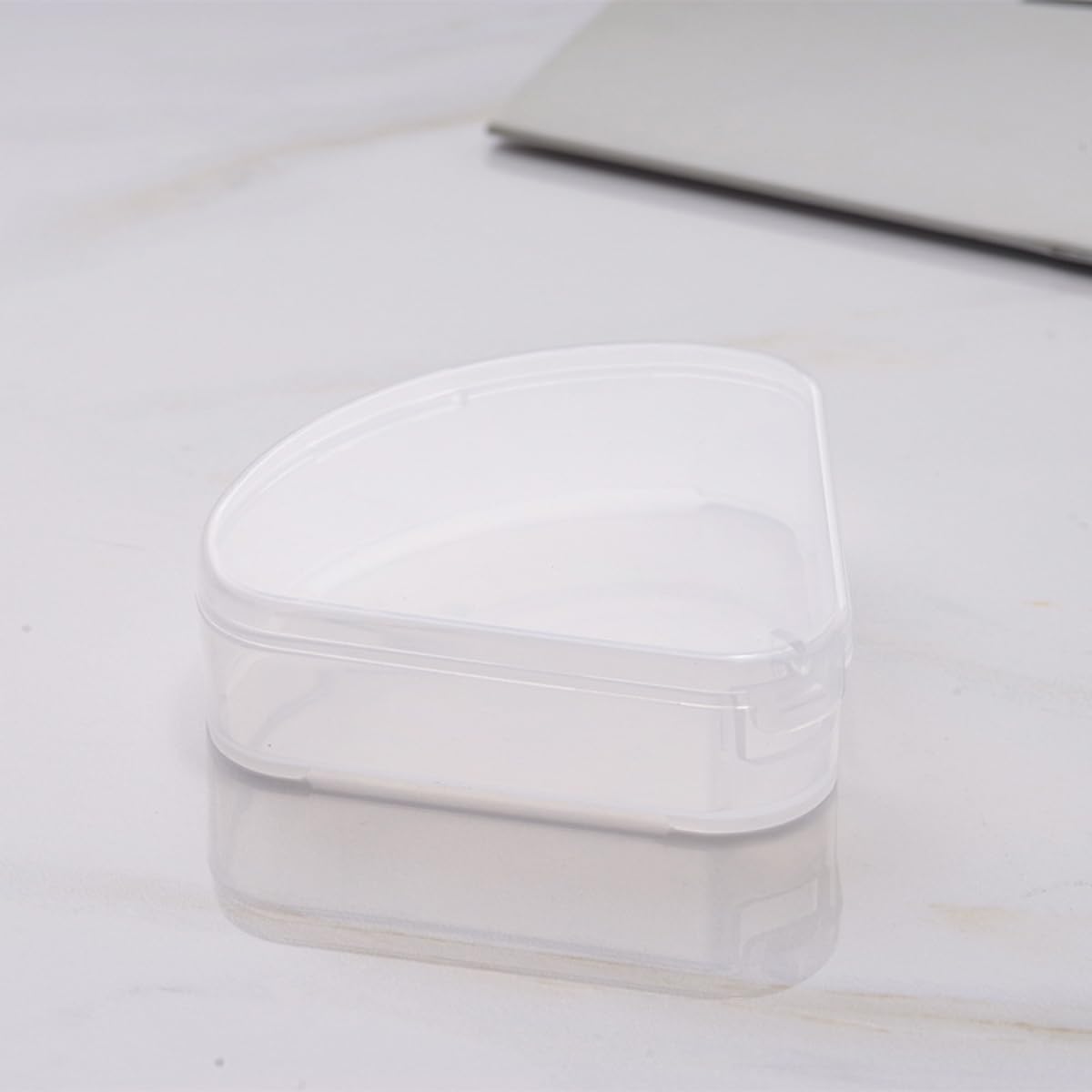 6Pcs Portable Triangle Powder Puff Cases Only Makeup Sponge Holder Powder Puff Protective Storage Box Makeup Puff Travel Case Container Travel Beauty Blender Holder, Clear - Medaid International