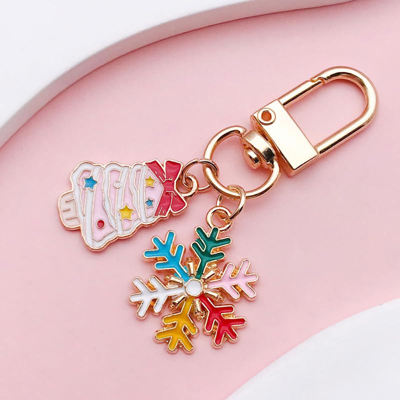 Creative Cartoon Christmas Theme Keychain Pendant Xmas Cute Key Ring Car Keyrings Bag Hanging Accessories DIY Jewelry,#3 (6 * 2.5cm) - Medaid International
