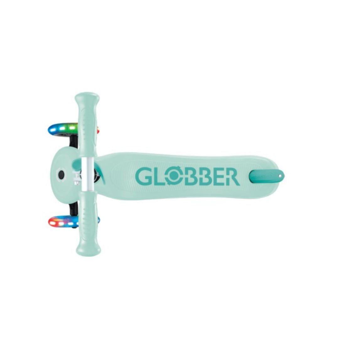 Globber Scooter Primo Lights Mint - Medaid International