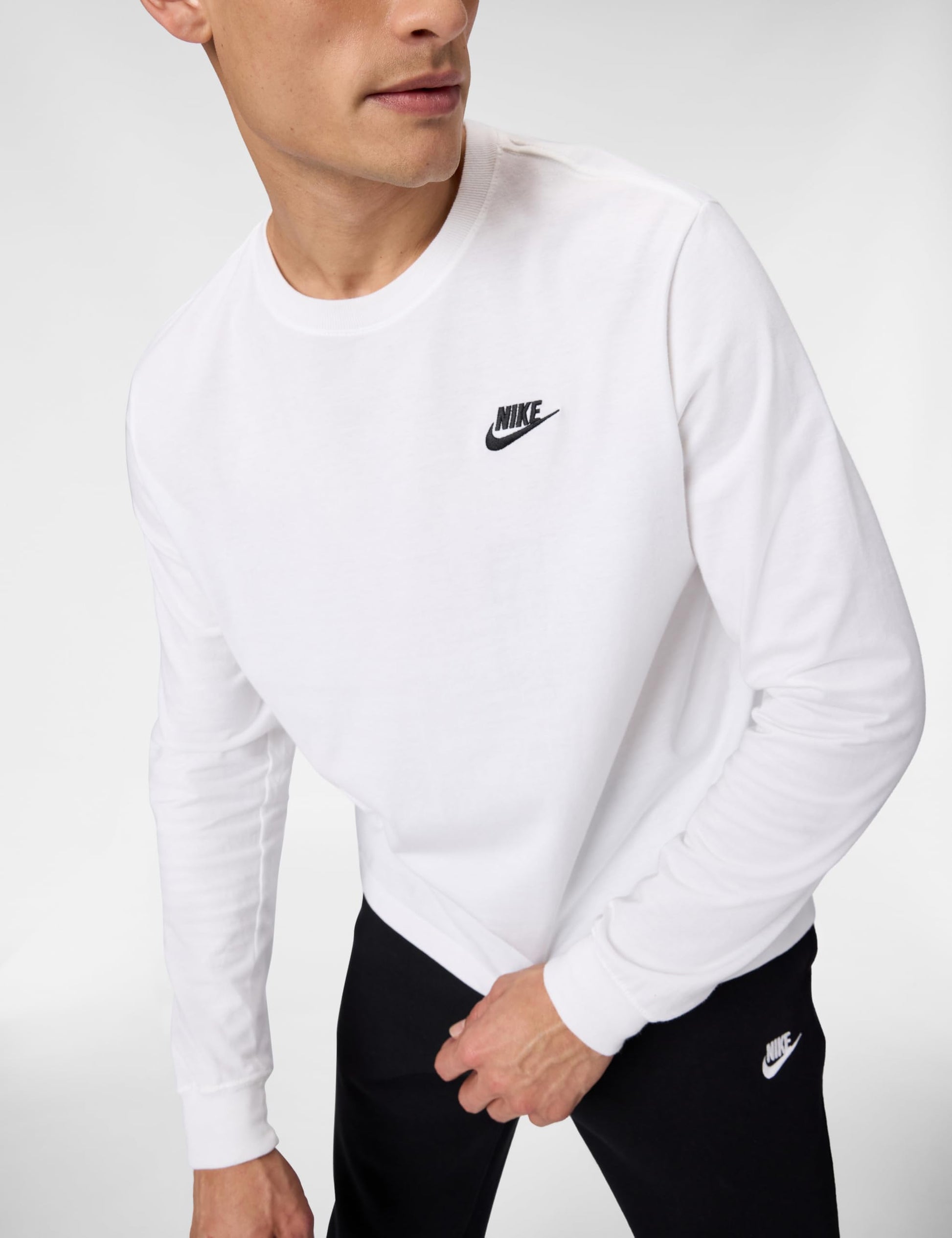 Nike Men's Sportswear Club Long-Sleeve T-Shirt, White/Black, 2XL - Medaid International
