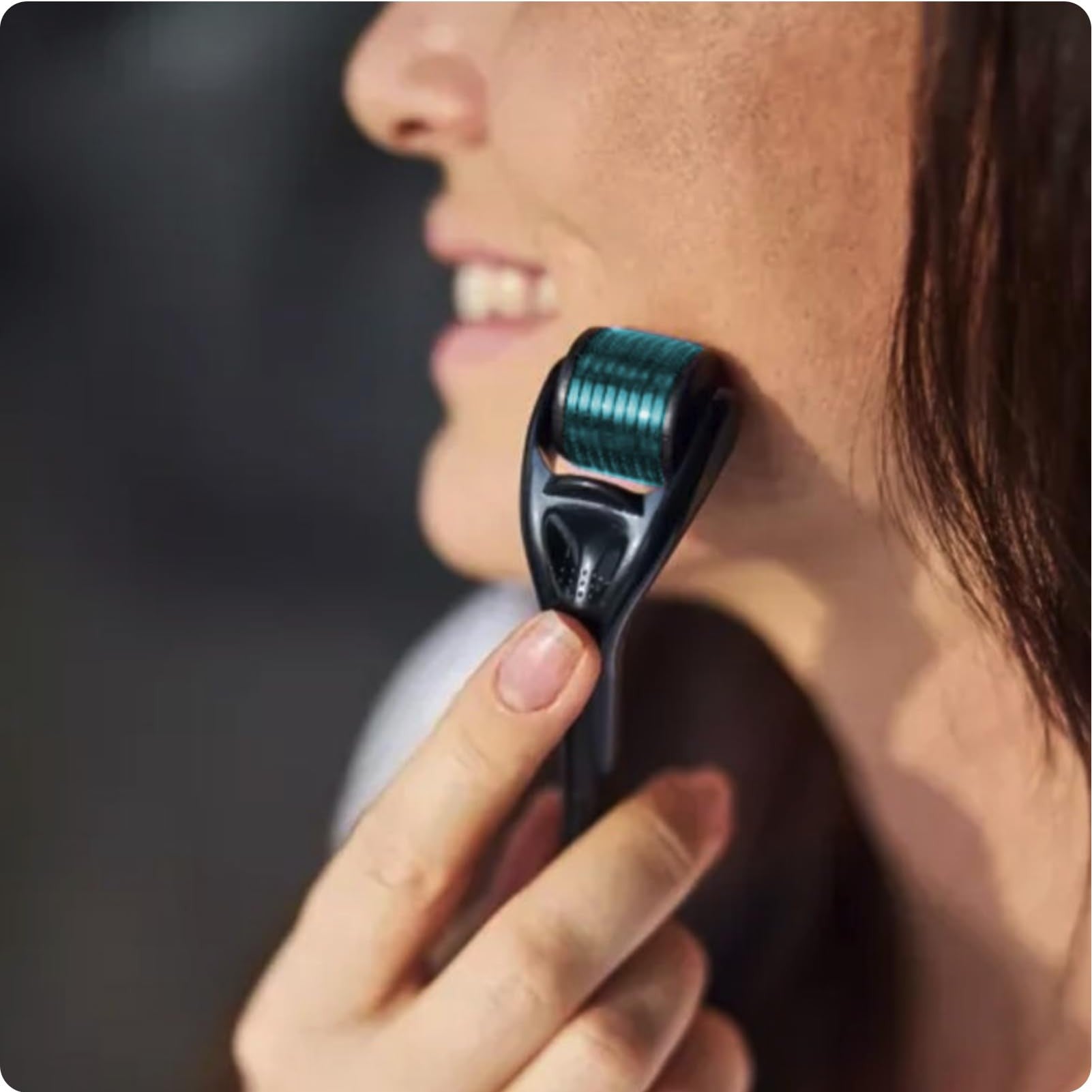 ROSELYNBOUTIQUE Derma Roller for Hair Beard Facial Skin Face Body Scalp 540 Titanium Microneedle for Men Women 0.25mm Cosmetic Beauty Instrument - Medaid International