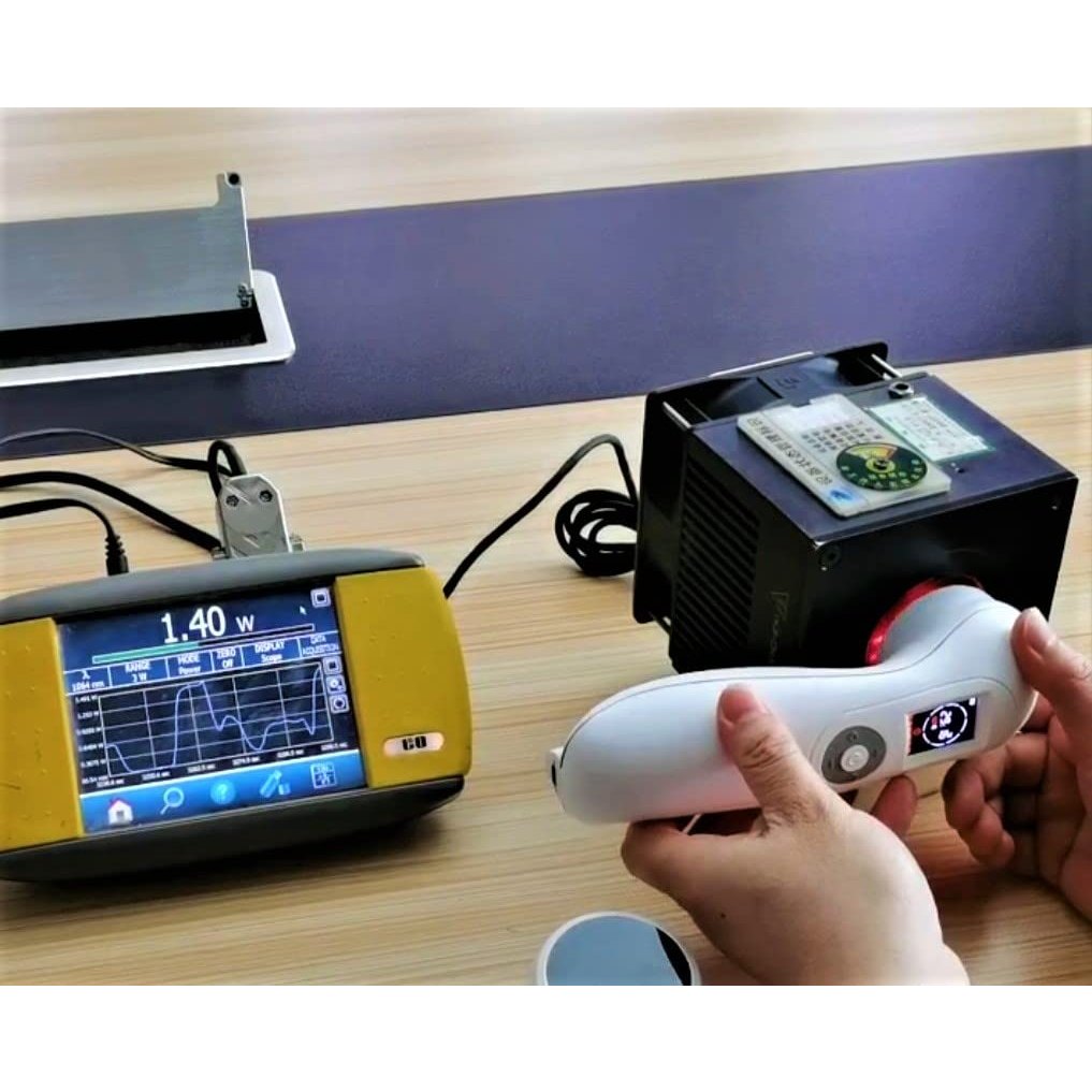 Cold Red Light Therapy Device LLLT 650nm & 808nm for Muscle Pain Relief, Face and Body Use for Humans and Pets - Medaid International