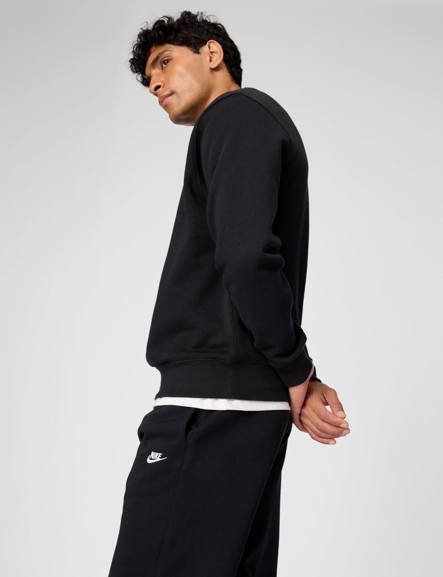 Nike Men's Club Fleece Crew Sweatshirt, Black/White, Medium - Medaid International