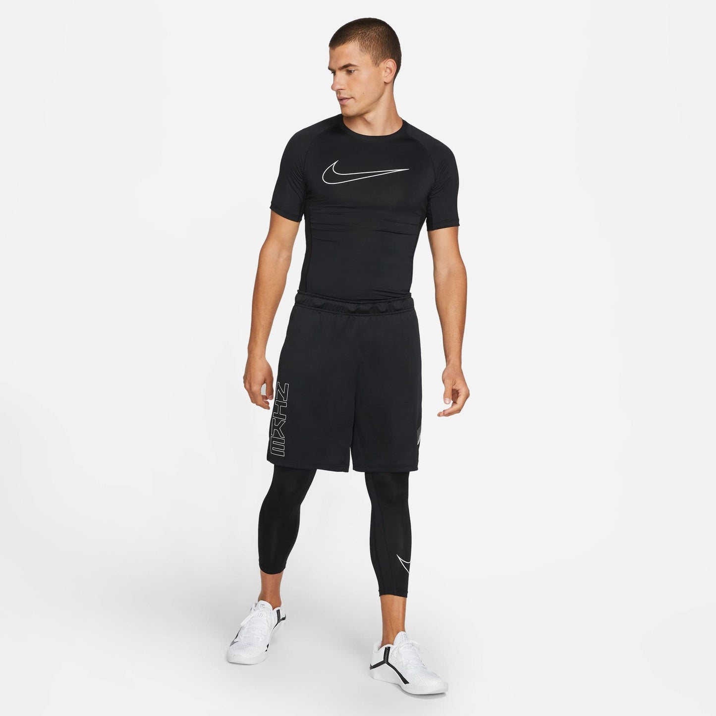 Nike Pro Dri-FIT Men's Tight Fit Short-Sleeve Top (as1, Alpha, l, Regular, Regular, Black/White) - Medaid International