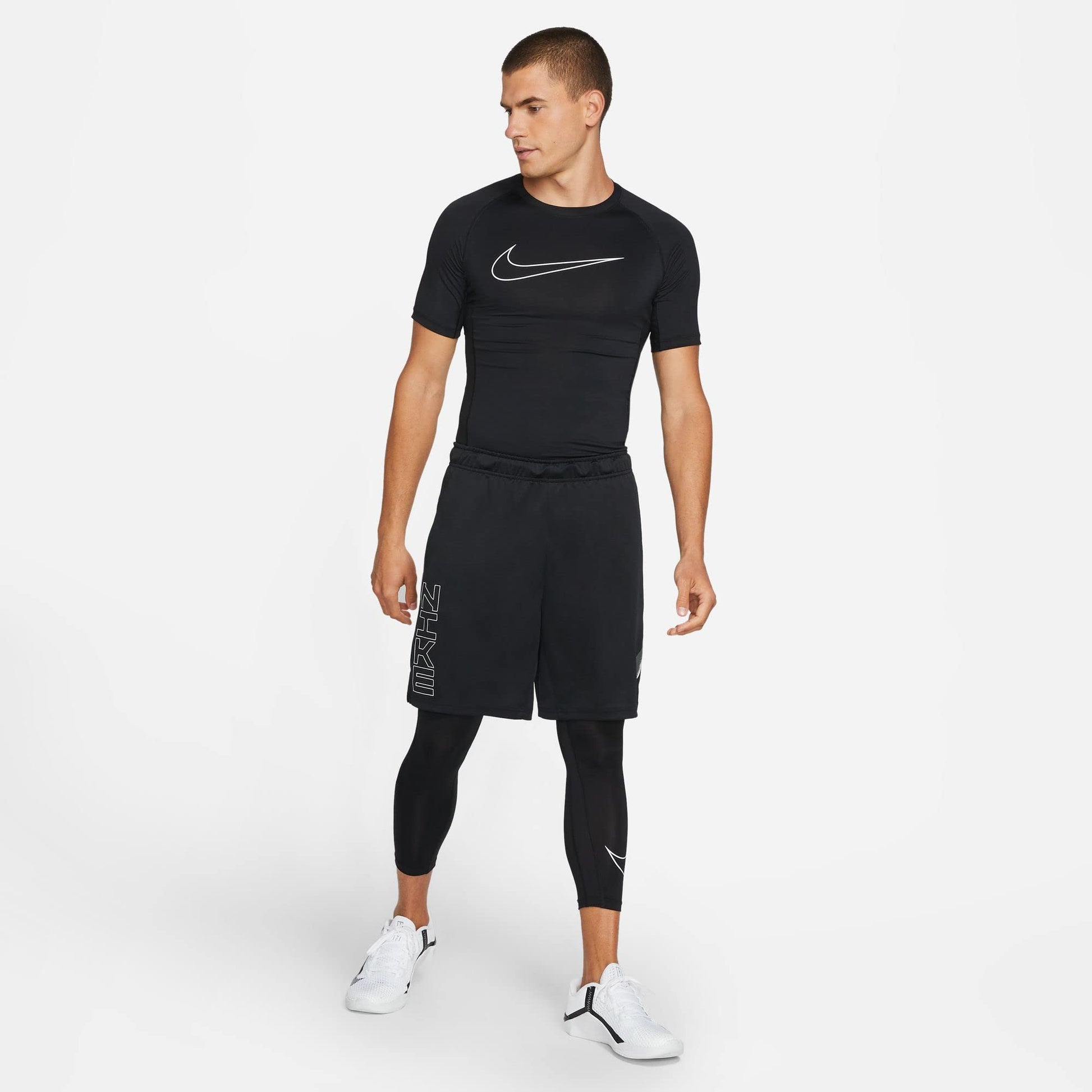Nike Pro Dri-FIT Men's Tight Fit Short-Sleeve Top (as1, Alpha, l, Regular, Regular, Black/White) - Medaid International