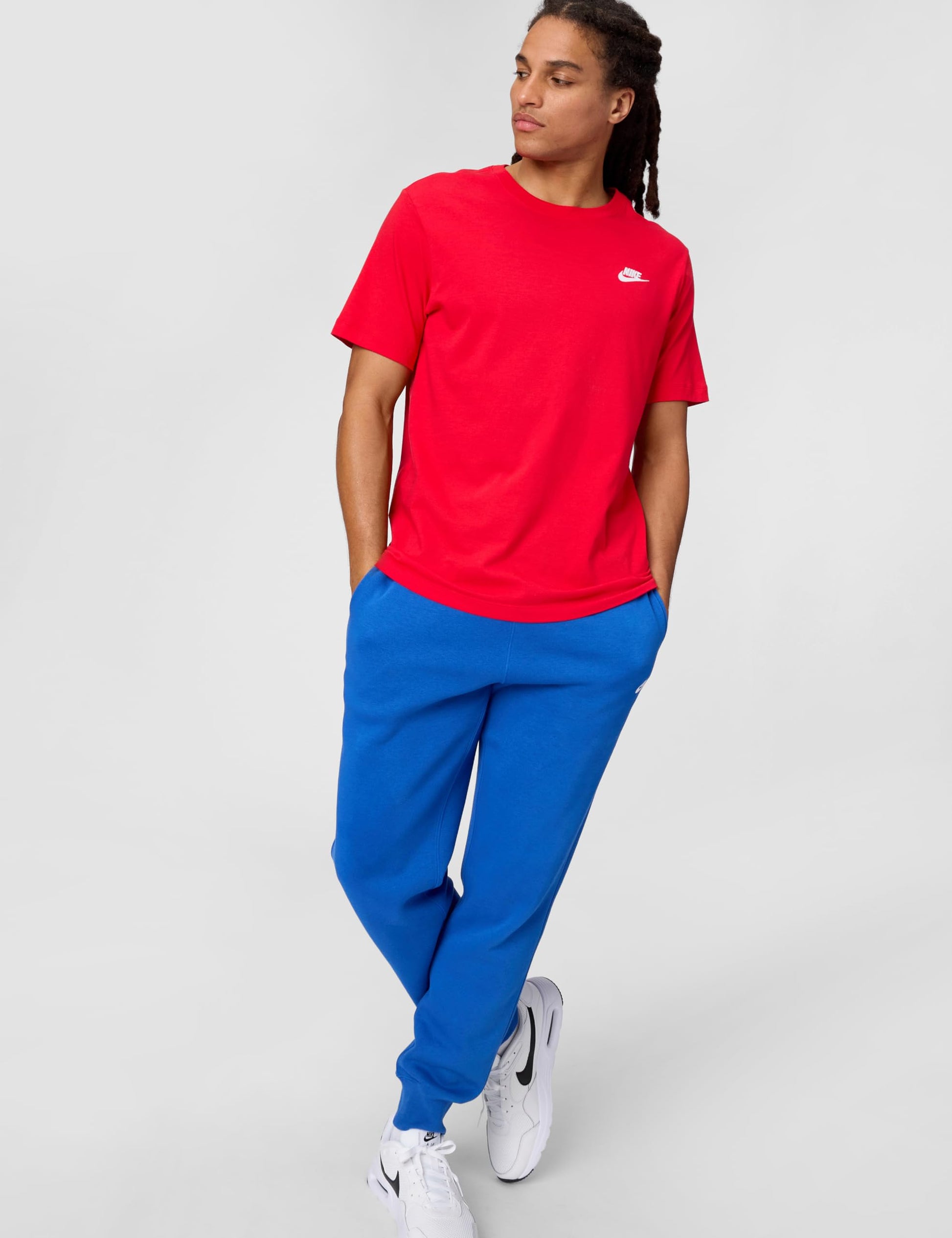 Nike Men's Sportswear Club T-Shirt, University Red/White, Medium - Medaid International