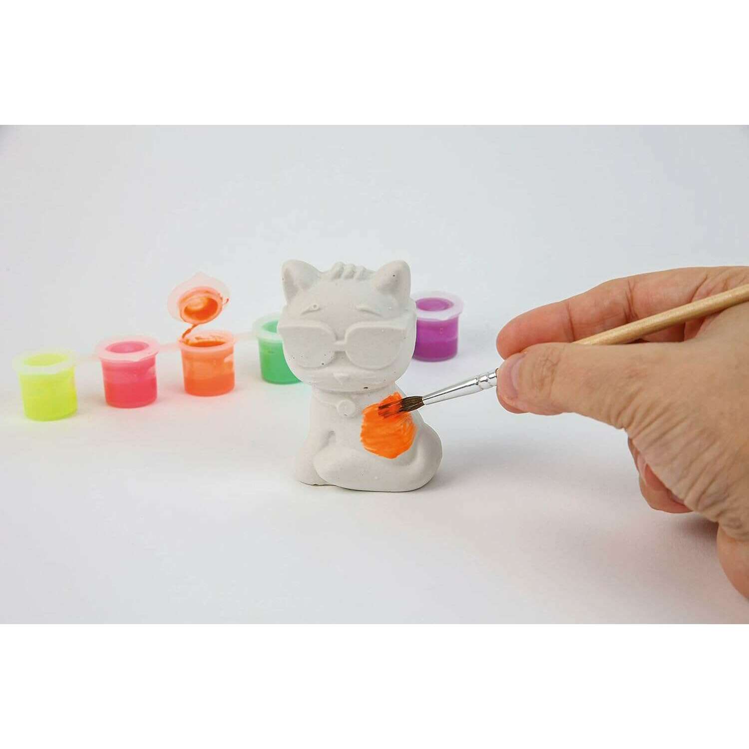 Handmade Creations-Kit for Model and Painting Characters - Medaid International