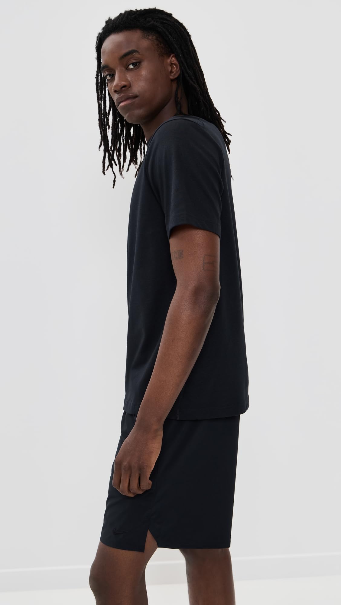 Nike Men's Primary Dri-Fit Short Sleeve Versatile Top, Black/Black - Medaid International