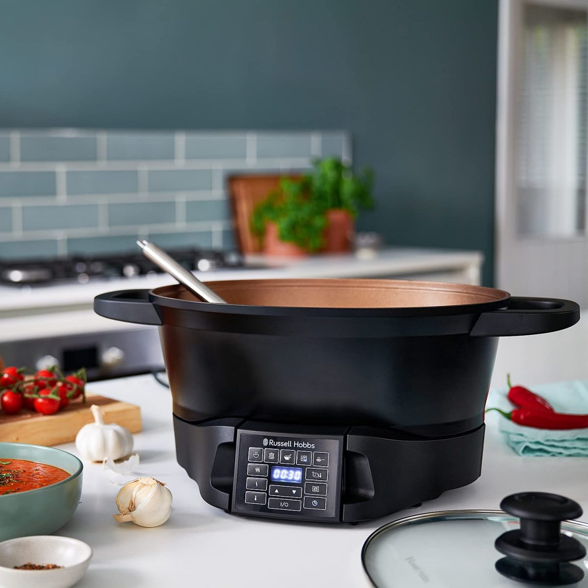 Russell Hobbs Good-to-Go Multicooker - 8 Versatile Functions including Slow Cooker, Sous Vide, Rice and Food Steamer, Black, 750 Watt - Medaid International
