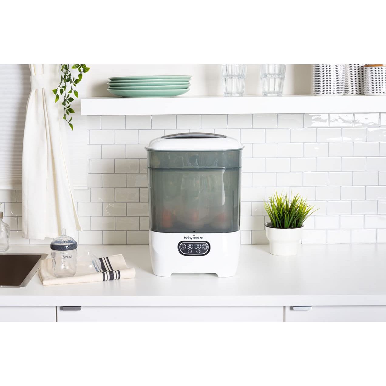 Baby Brezza - Sterilizer Dryer Advanced - Baby Sterilizer - Medaid International