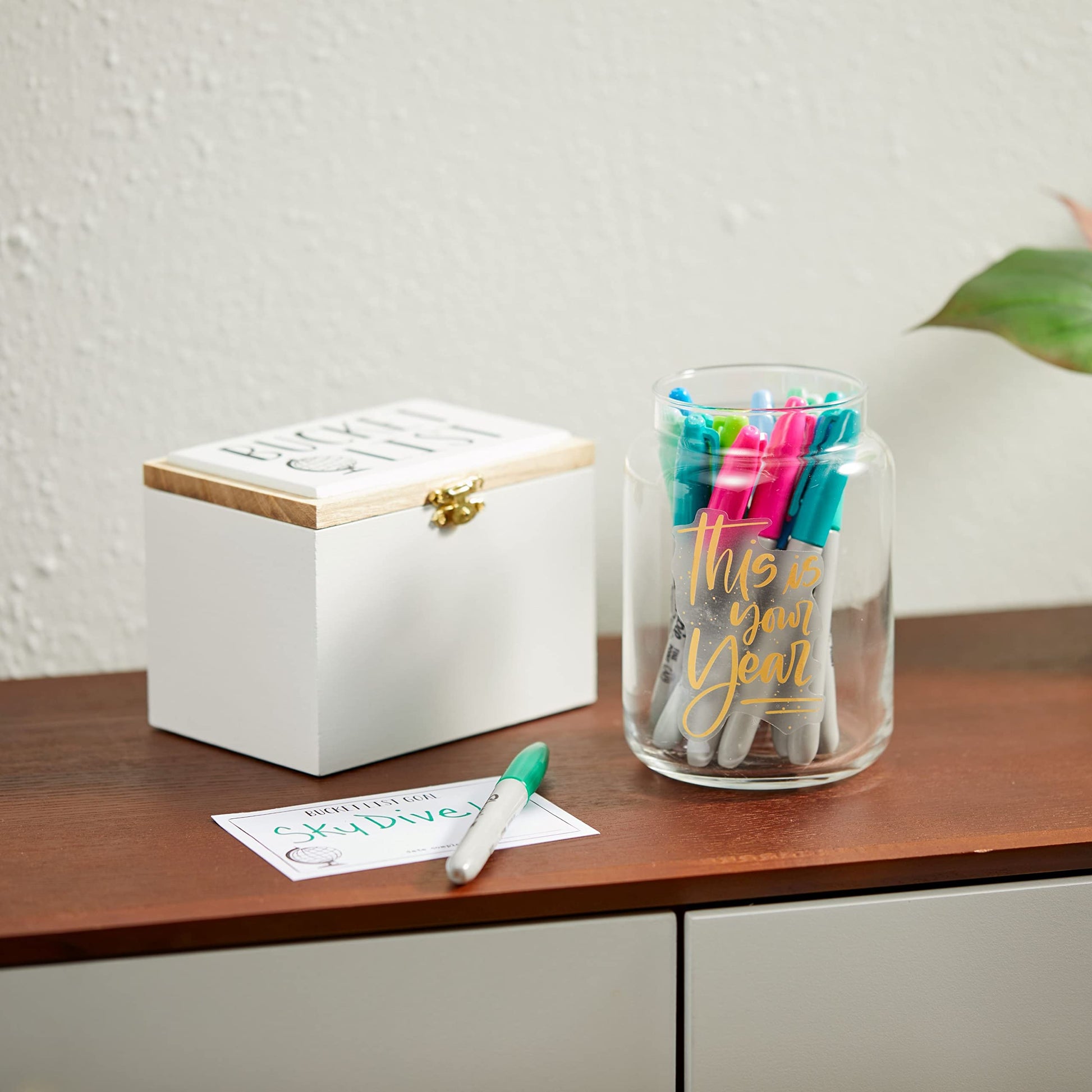 Yankee Candle Warm Luxe Cashmere Scented Classic 22oz Large Jar Single Wick Aromatherapy Candle Over 110 Hours of Burn Time Quality Paraffin Grade Wax Hand Straightened Wick - Medaid International