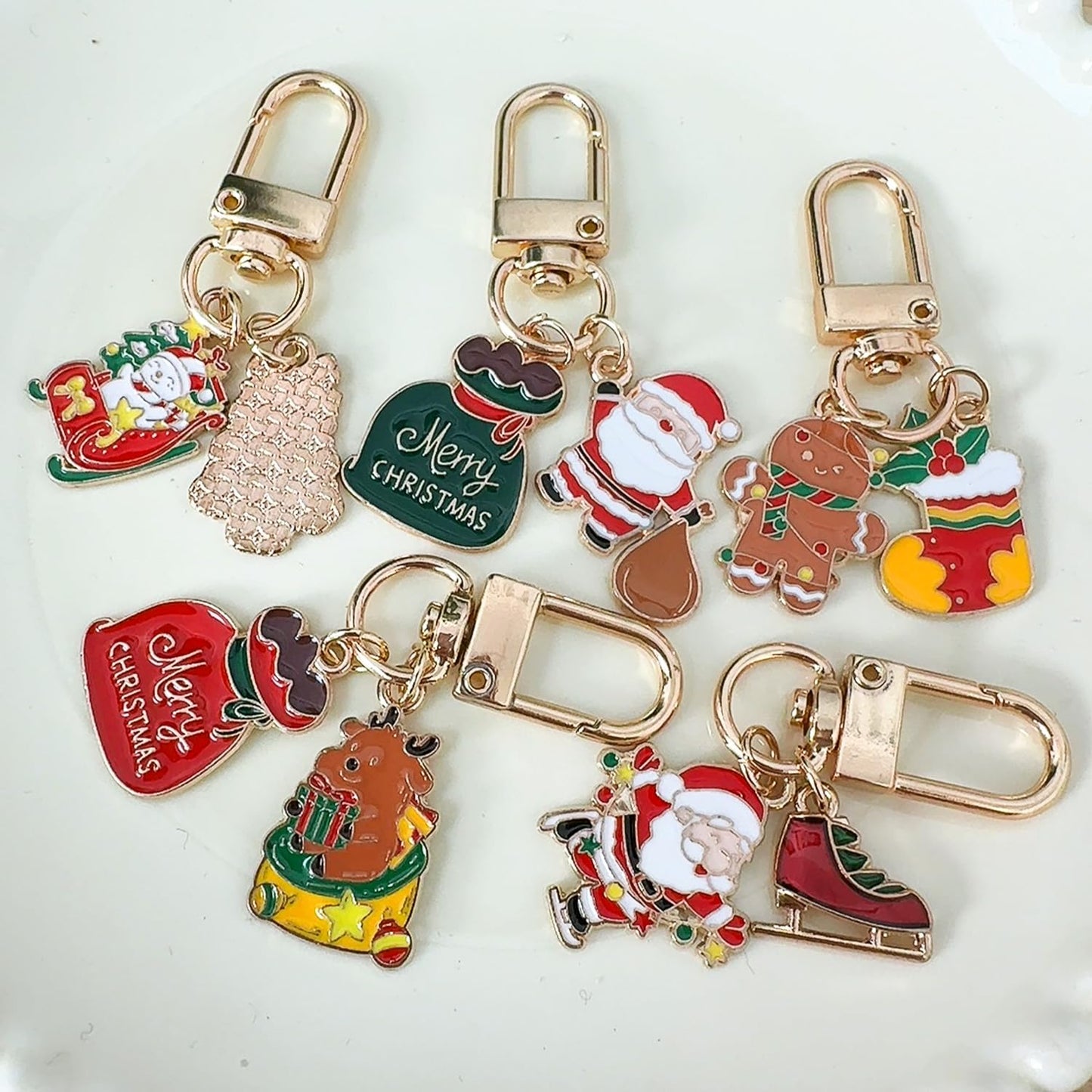 Creative Cartoon Christmas Theme Keychain Pendant Xmas Cute Key Ring Car Keyrings Bag Hanging Accessories DIY Jewelry,#3 (6 * 2.5cm) - Medaid International