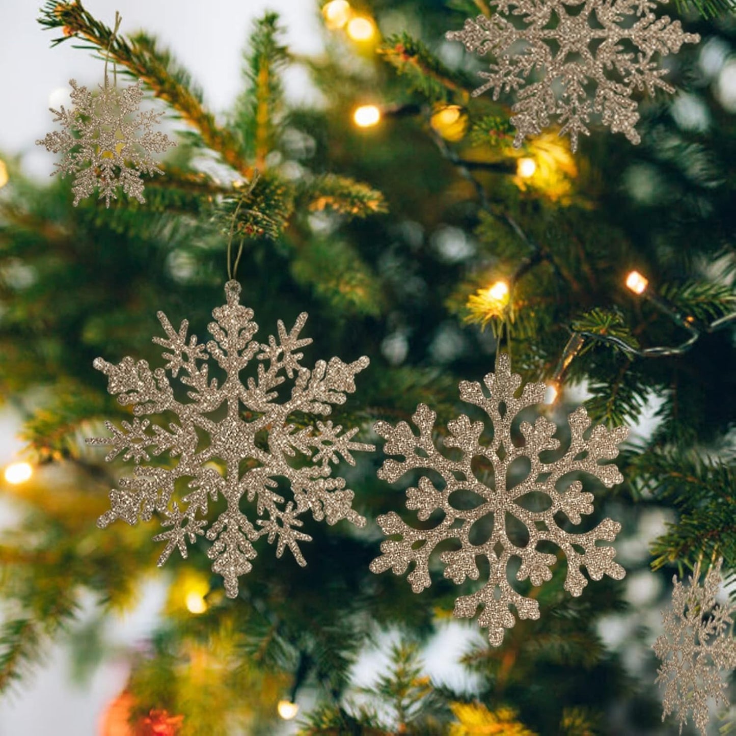 18Pcs Christmas Champagne Golden Snowflake Hanging Ornaments Plastic Glitter Snow Flakes Ornaments for Winter Christmas Tree Decorations Size Varies Craft Snowflakes - Medaid International
