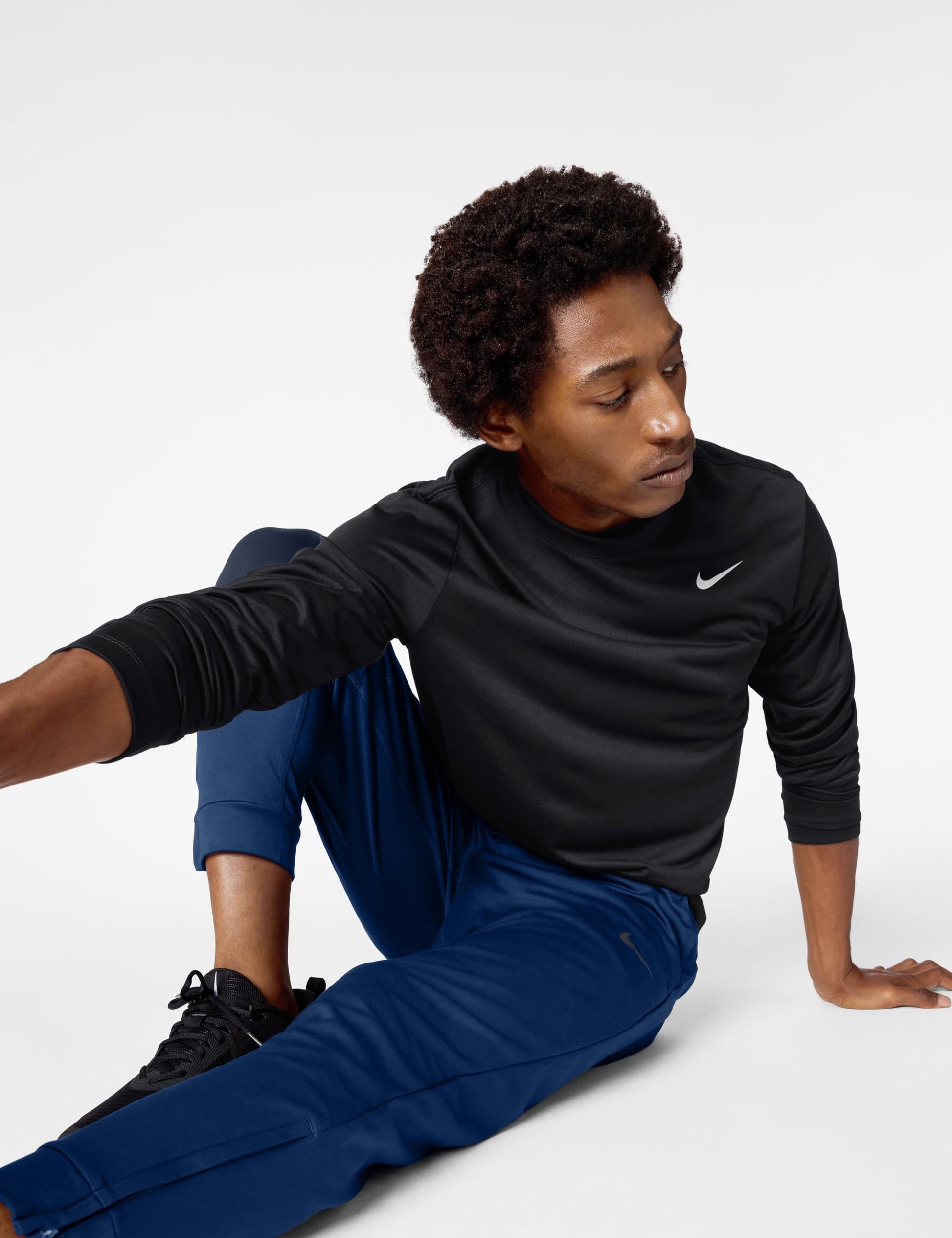 Nike Men's Dri-Fit Legend Long-Sleeve Fitness Top, Black/Matte Silver, Medium - Medaid International