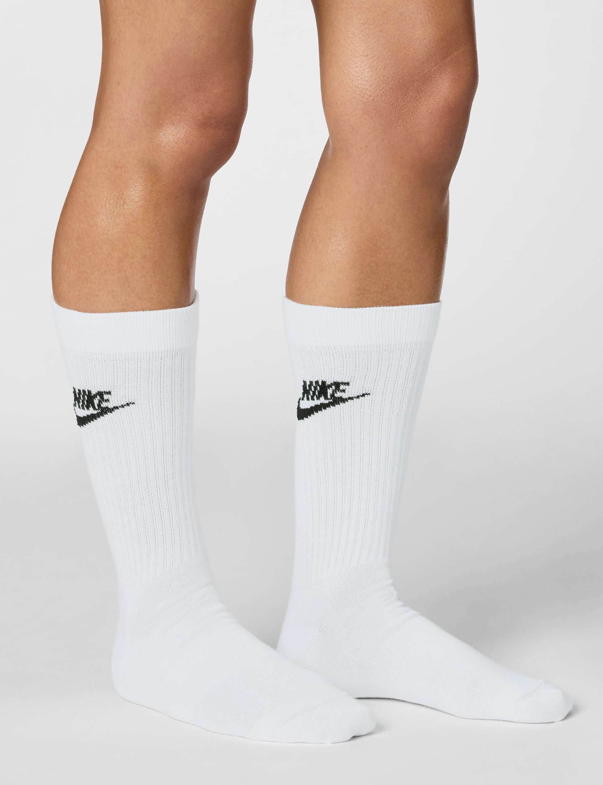 Nike Unisex Sportswear Everyday Essential Crew Socks (3 Pairs), White/Black, Large - Medaid International