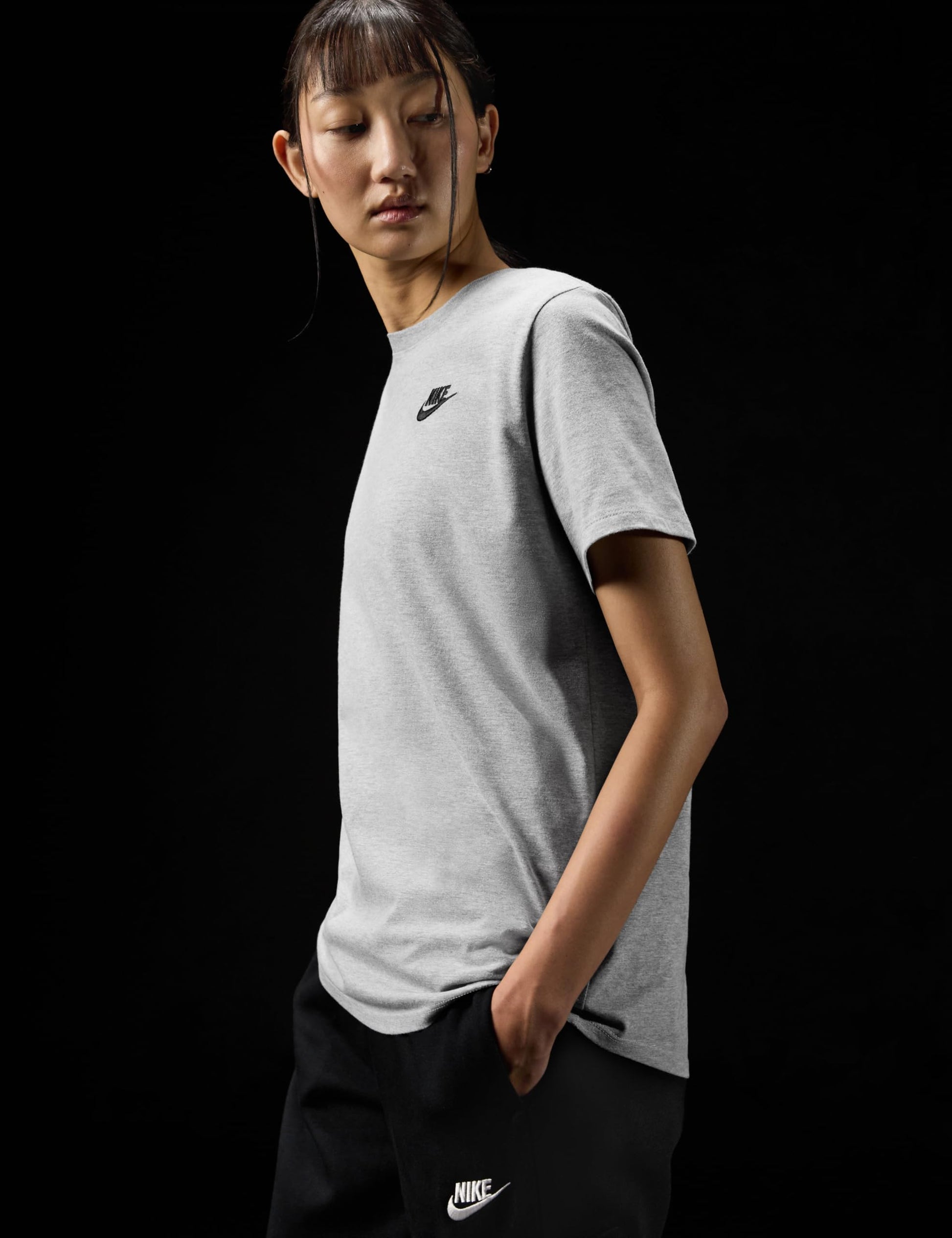 Nike Women's Sportswear Club Essentials T-Shirt, Dark Grey Heather/Black, X-Small - Medaid International