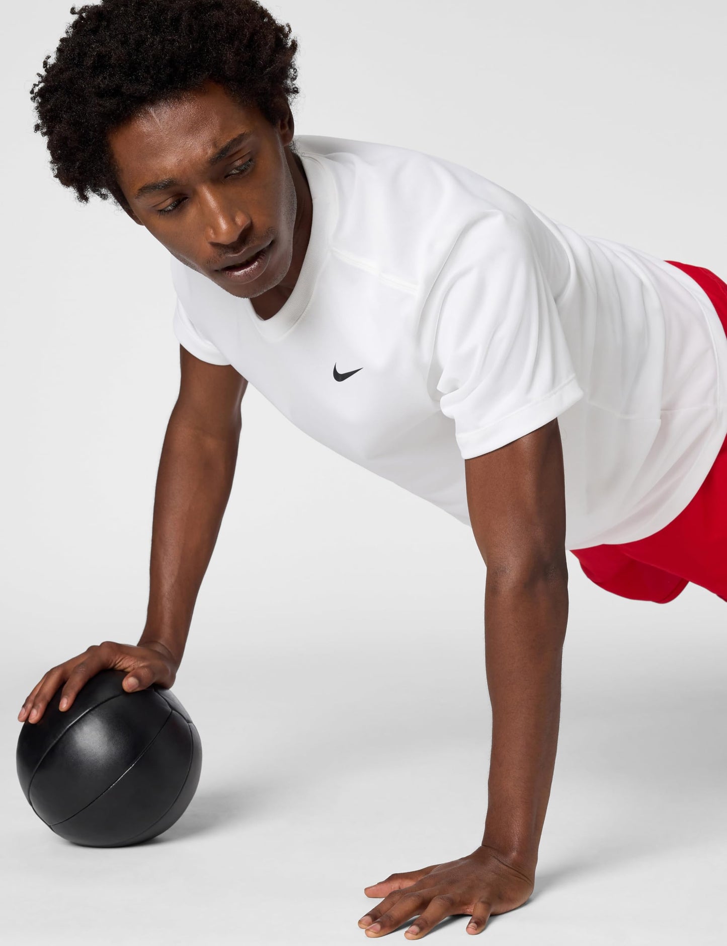 Nike Men's Dri-Fit Legend Fitness T-Shirt, White/Black, Medium - Medaid International