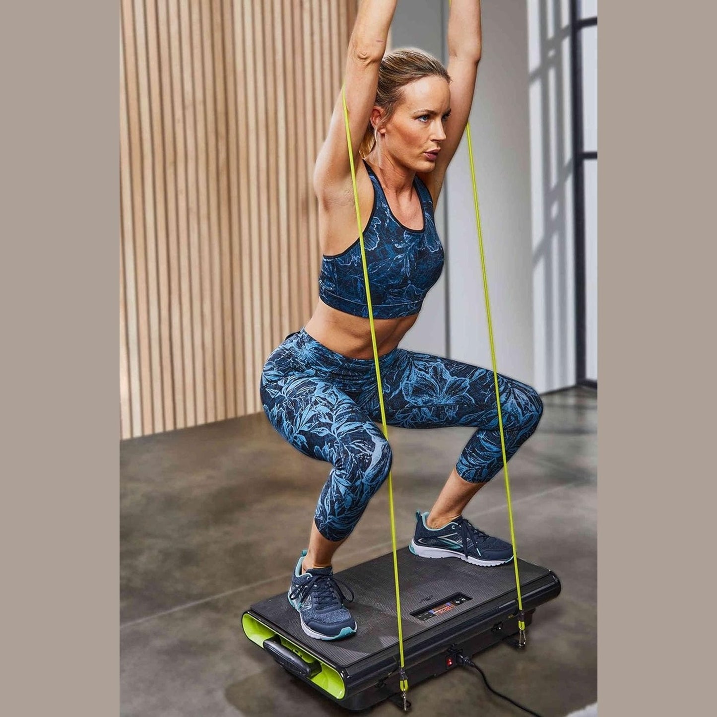 Crane - Vibration Board with Remote Control