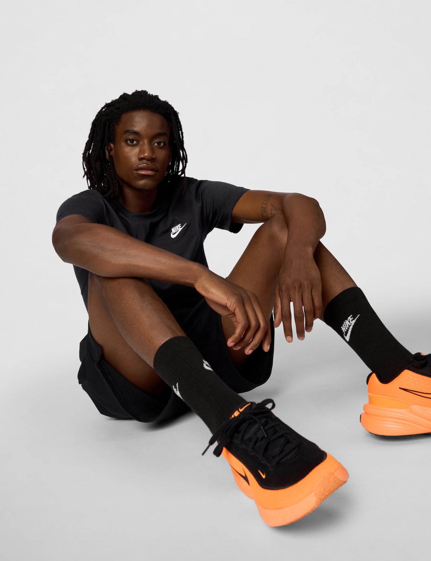 Nike Men's Sportswear Club T-Shirt, Black/White, 2XL - Medaid International