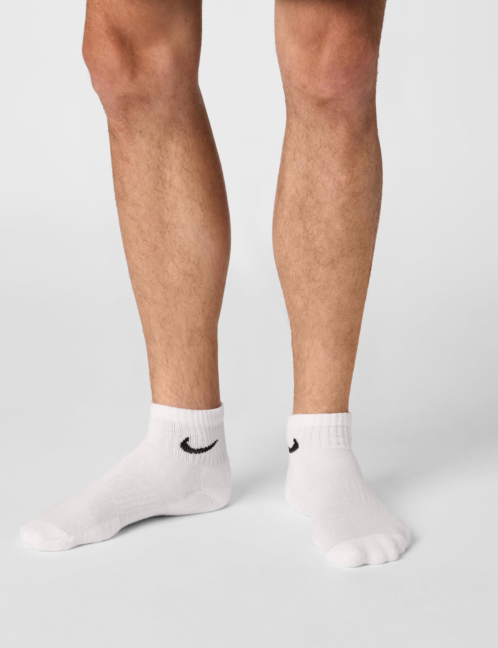 Nike Unisex Everyday Cushioned Training Ankle Socks (6 Pairs), White/Black, Medium - Medaid International