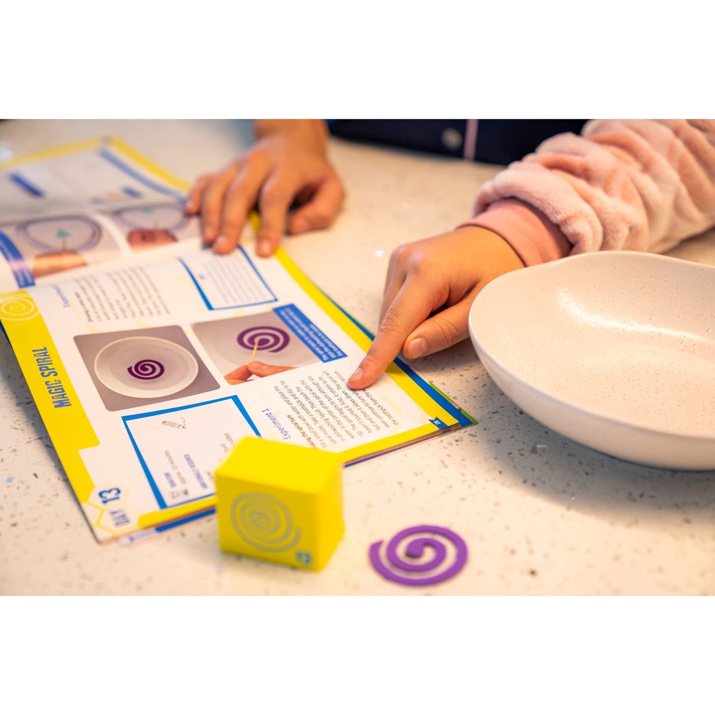 The Purple Cow Crazy Scientist Advent Calendar - Countdown to Christmas 2025 for Kids Who Love Science with 24 Exciting Science Tricks & Experiments Age 8-99 - Medaid International