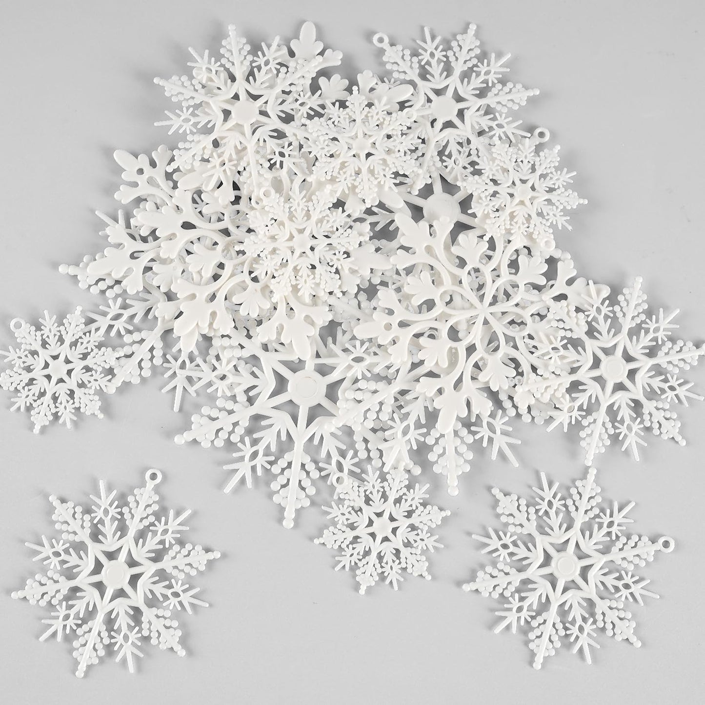 18pcs Christmas White Plastic Snowflake Hanging Ornaments for Winter Christmas Tree Decorations Size Varies Craft Snowflakes - Medaid International