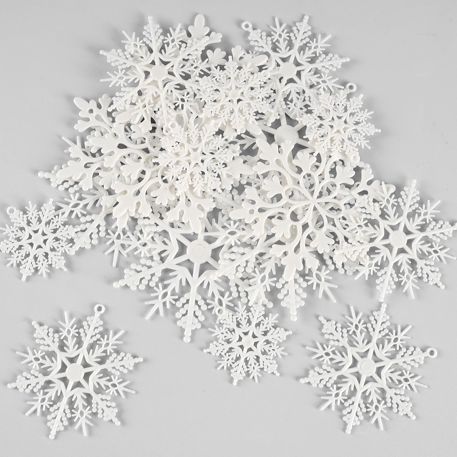 18pcs Christmas White Plastic Snowflake Hanging Ornaments for Winter Christmas Tree Decorations Size Varies Craft Snowflakes - Medaid International
