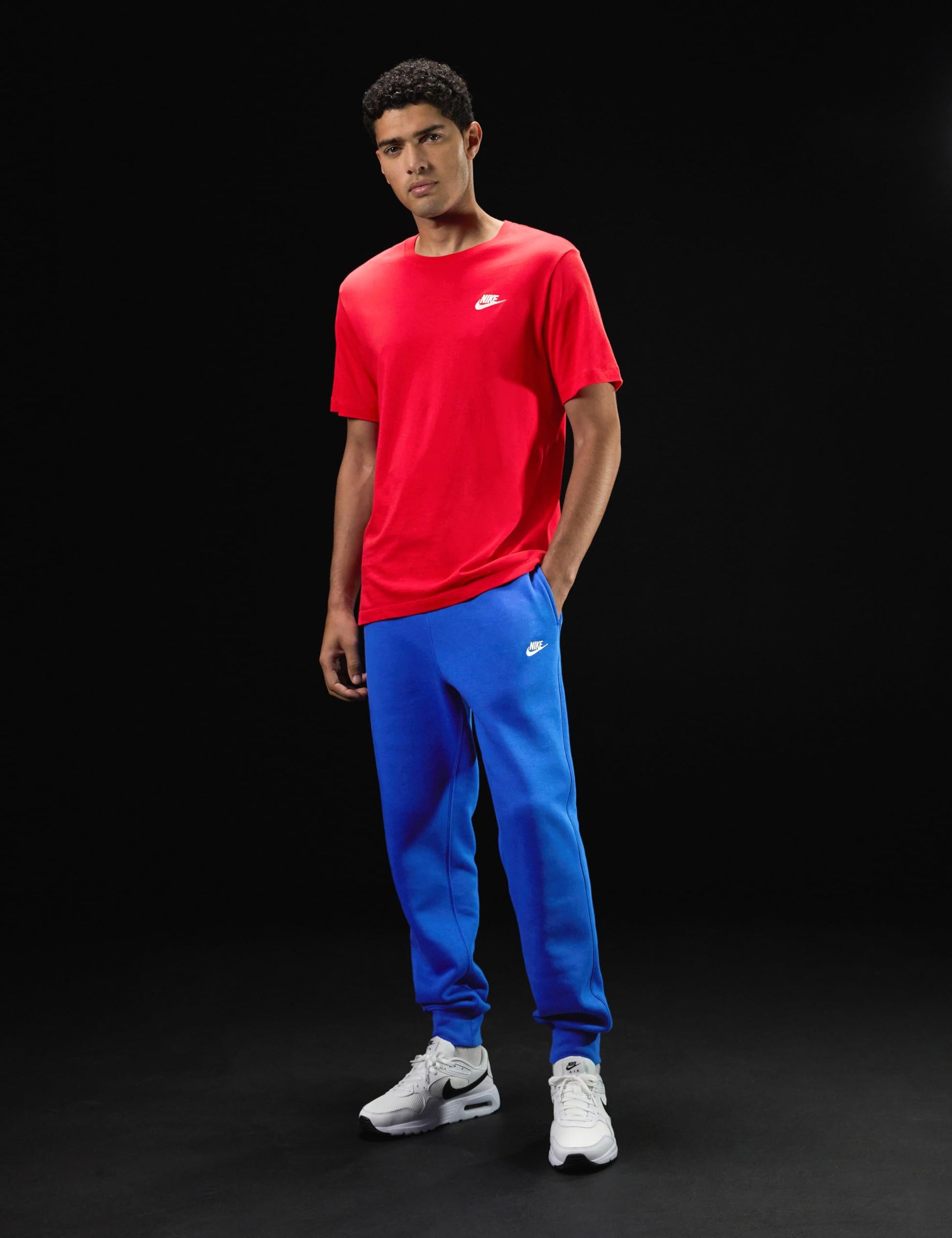 Nike Men's Sportswear Club T-Shirt, University Red/White, Medium - Medaid International