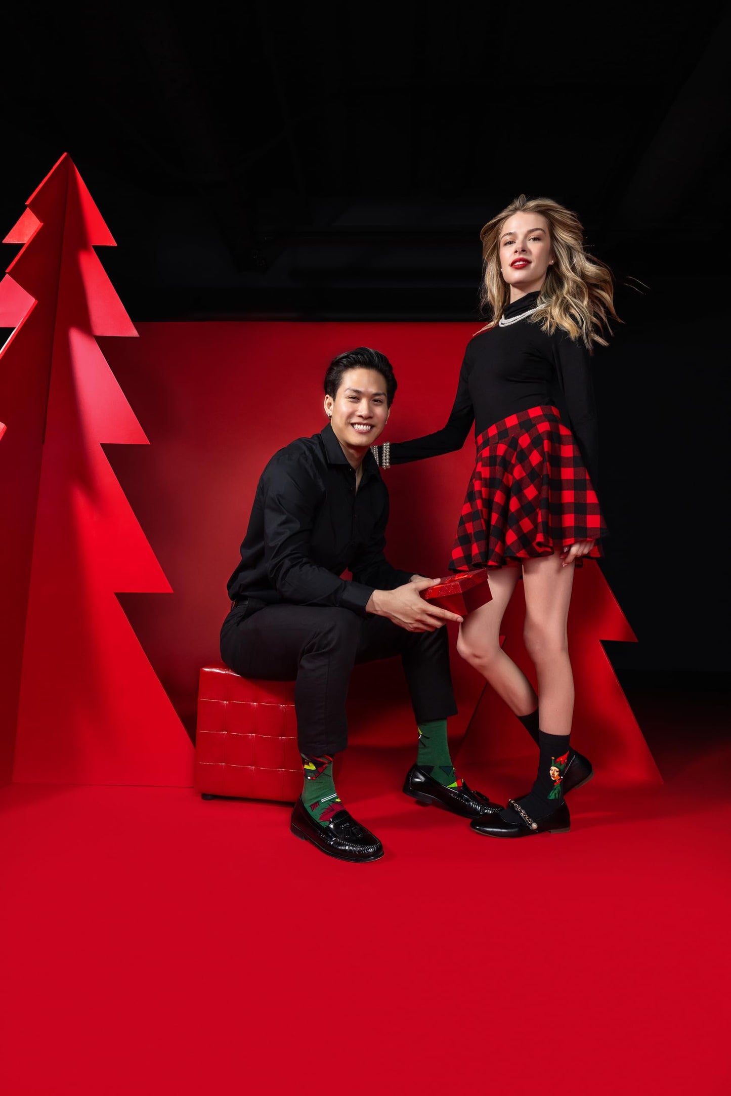 Hot Sox Men's Kandinsky Xmas Crew Sock 1 Pair Pack, Green, Men's Shoe Size: 6-12 - Medaid International