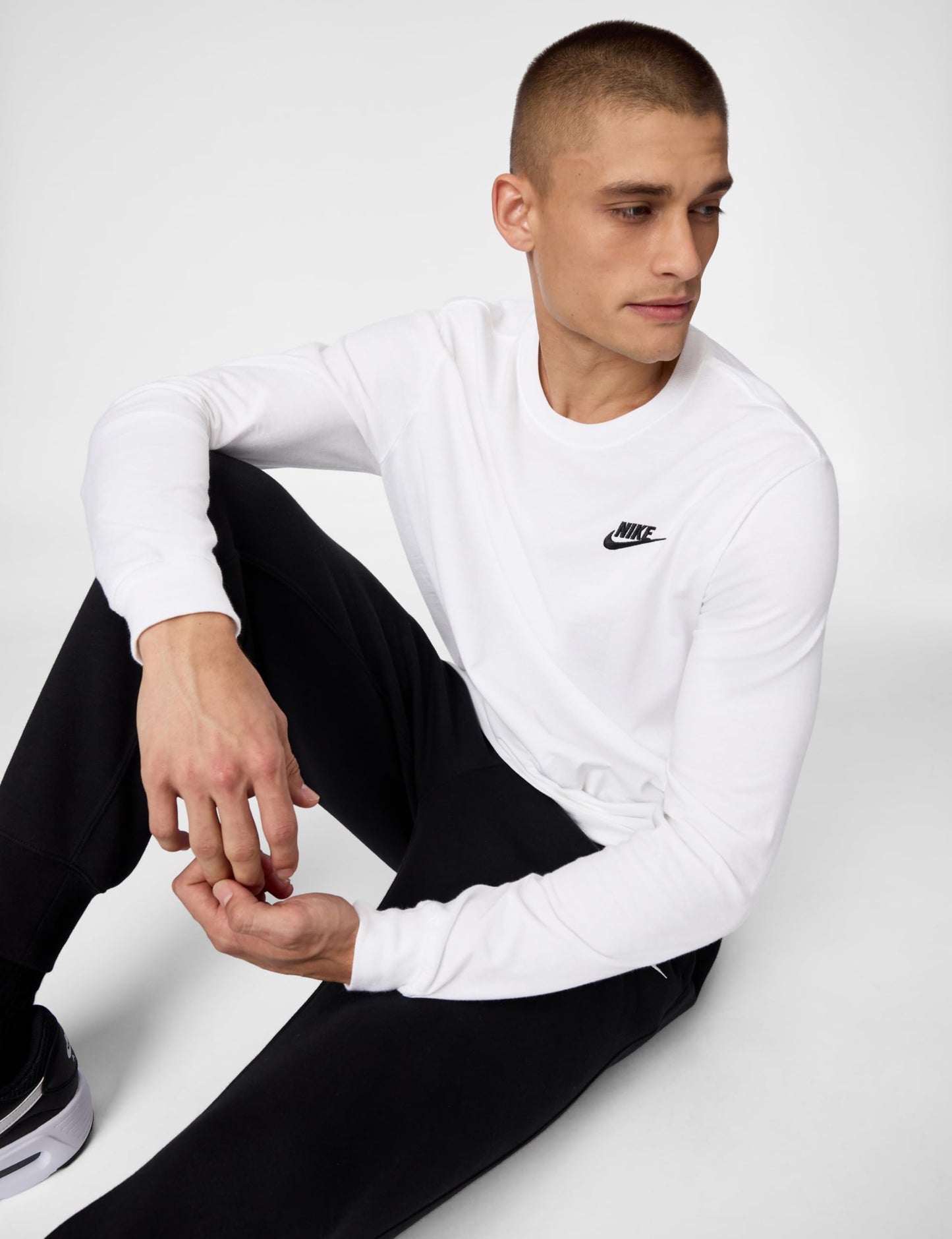 Nike Men's Sportswear Club Long-Sleeve T-Shirt, White/Black, 2XL - Medaid International