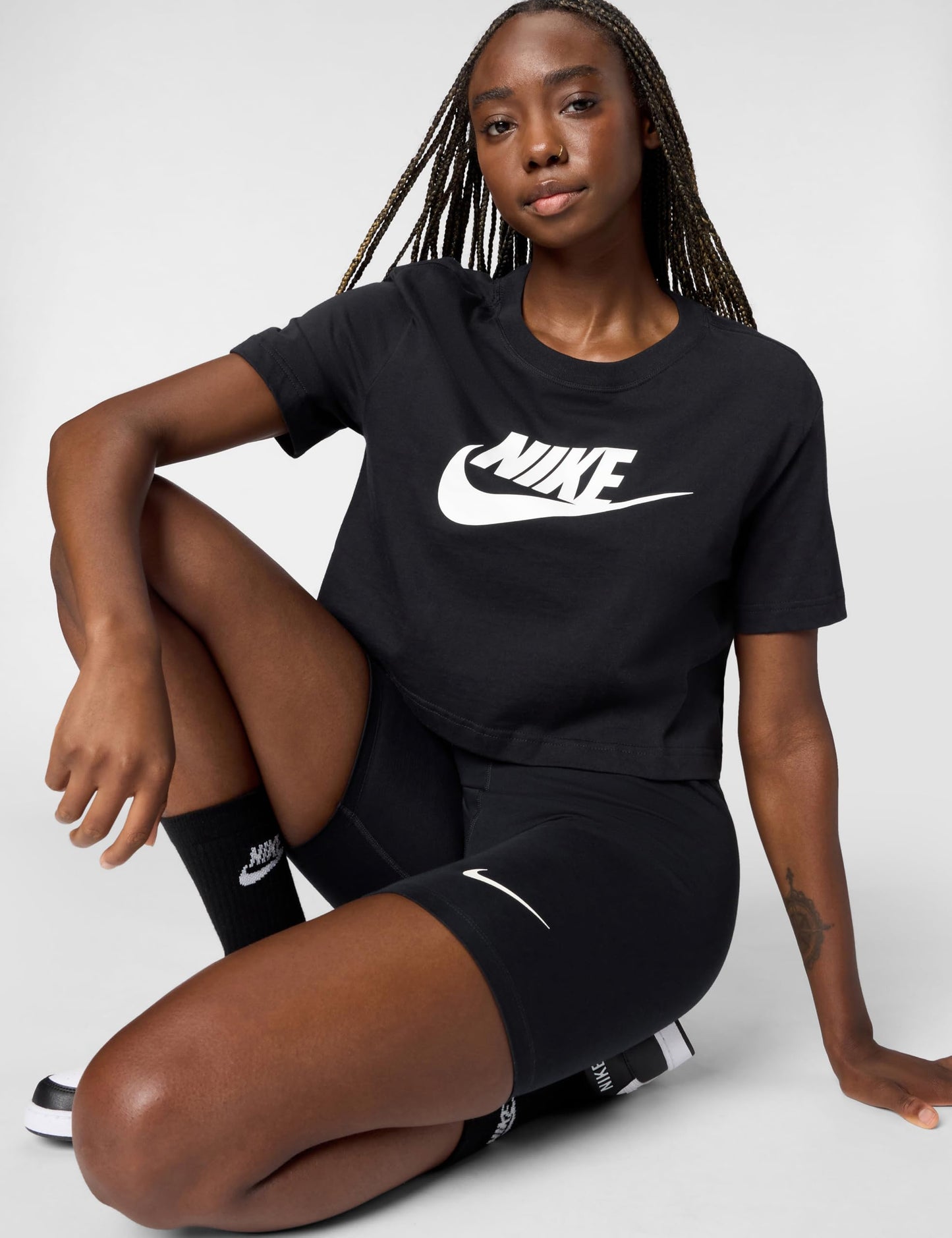 Nike Women's Sportswear Essential Cropped Logo T-Shirt, Black/White, Large - Medaid International