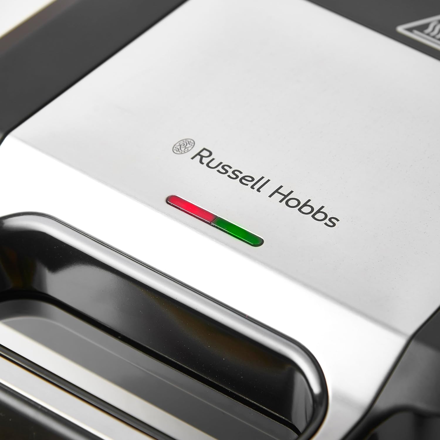 Russell Hobbs Multifunctional 3-in-1 Sandwich Maker, Waffle Iron, Contact Grill - Medaid International