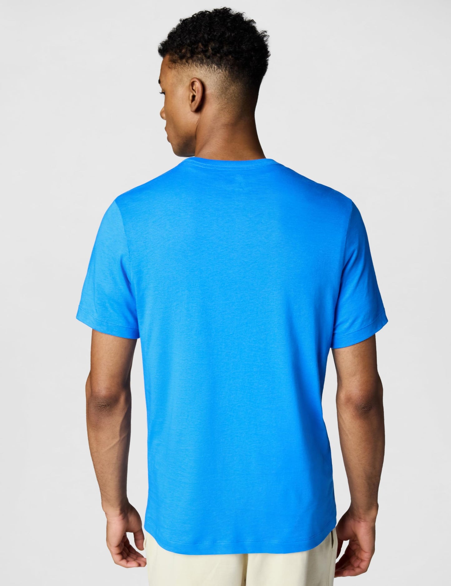 Nike Men's Sportswear Club T-Shirt, Light Photo Blue/White, X-Large - Medaid International