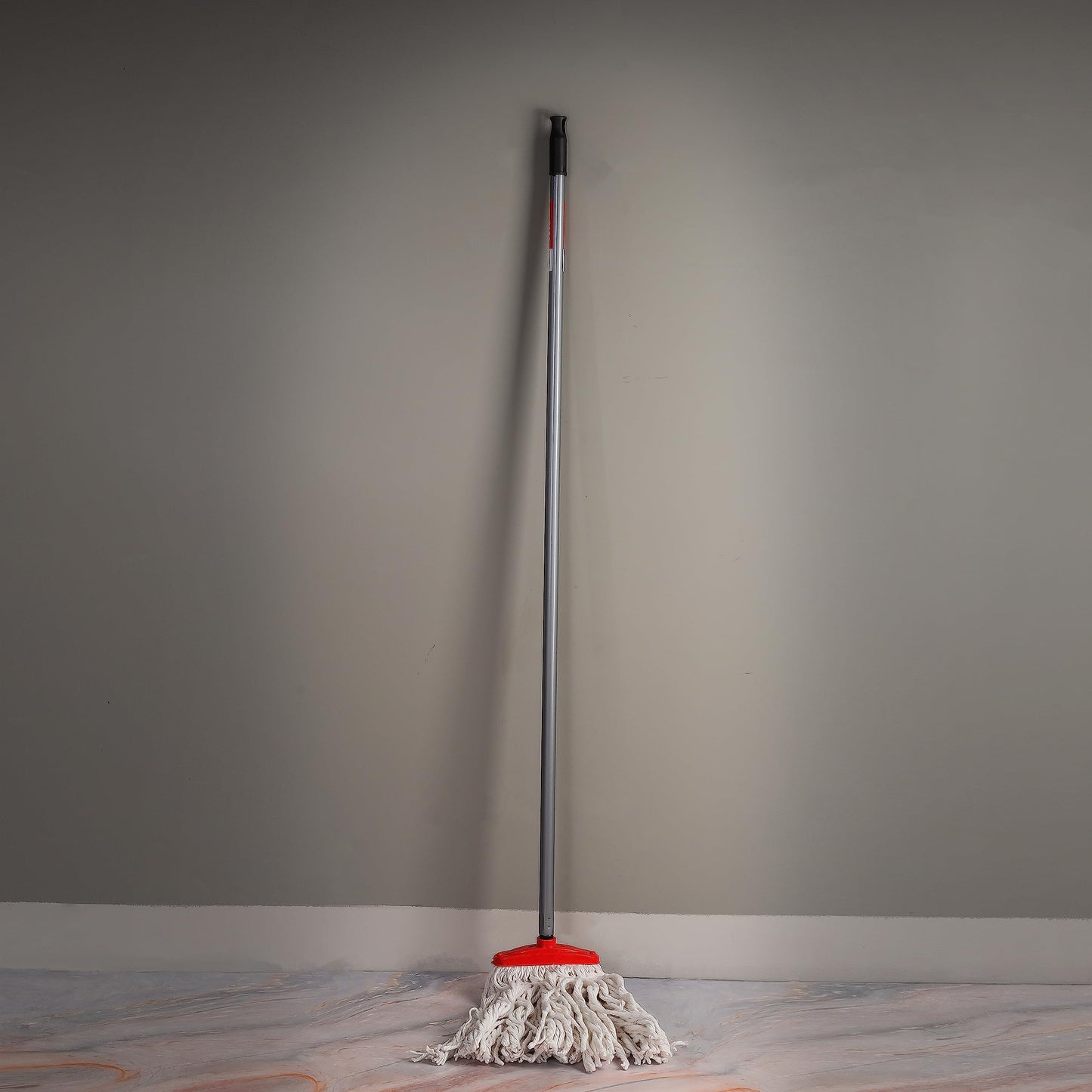 Delcasa Floor Mop with Metal Stick DC2876 - Medaid International