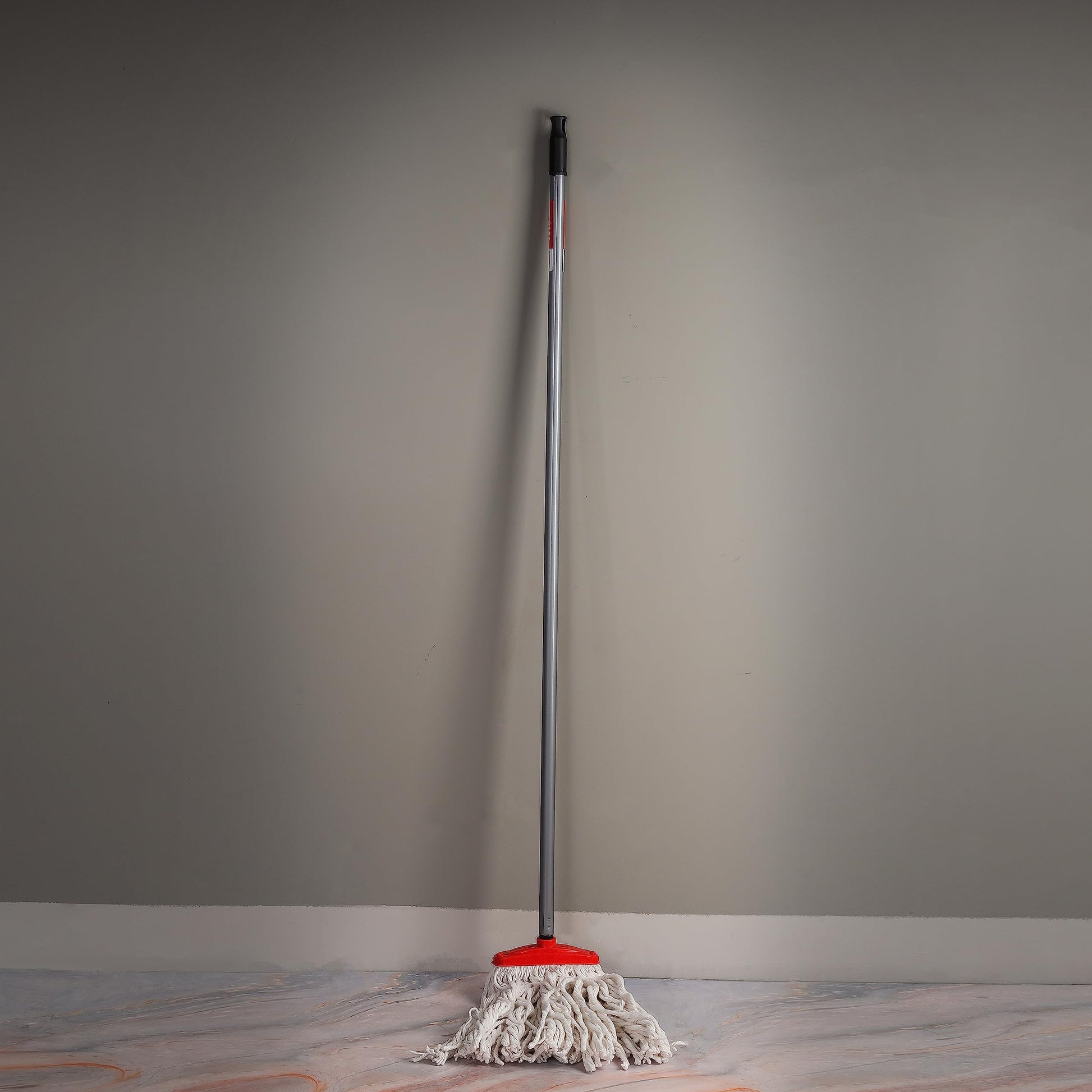 Delcasa Floor Mop with Metal Stick DC2876 - Medaid International