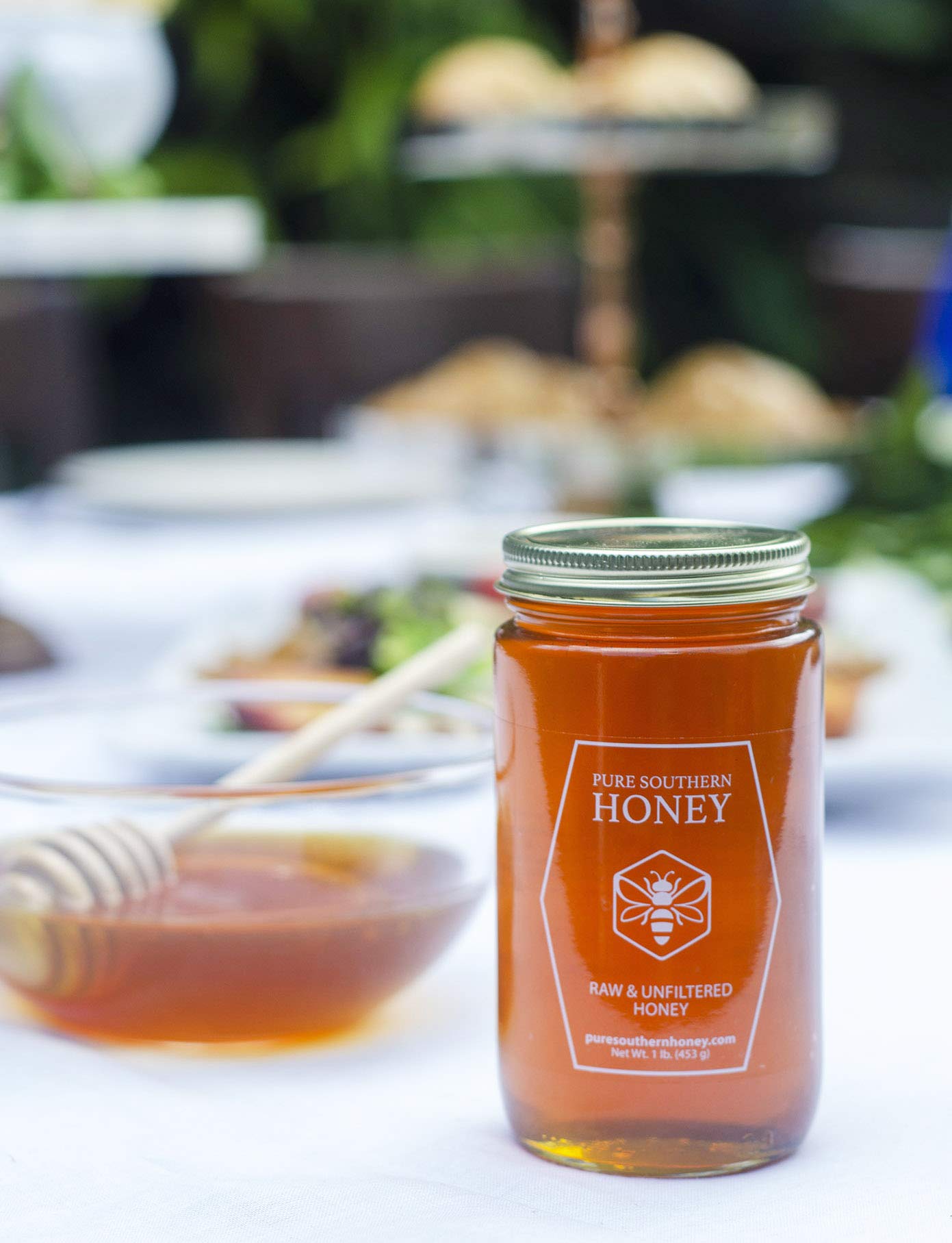 100% Authentic, USA - Made Raw Unfiltered Honey, Made by Pure Southern Honey [ 1 lb] - Unheated - Non - GMO, No Additives, All - Natural Sweetener- Environmental-Friendly Glass Jar - Medaid International