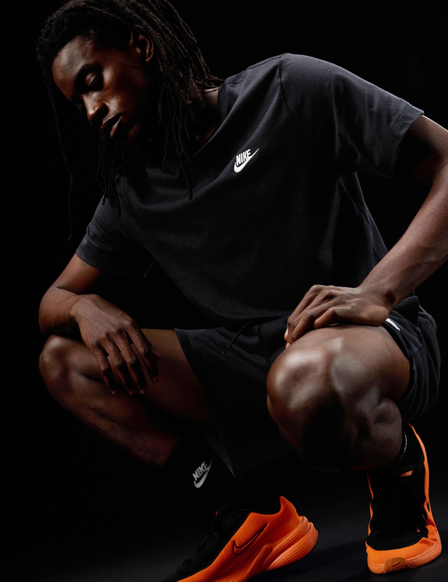 Nike Men's Sportswear Club T-Shirt, Black/White, 2XL - Medaid International