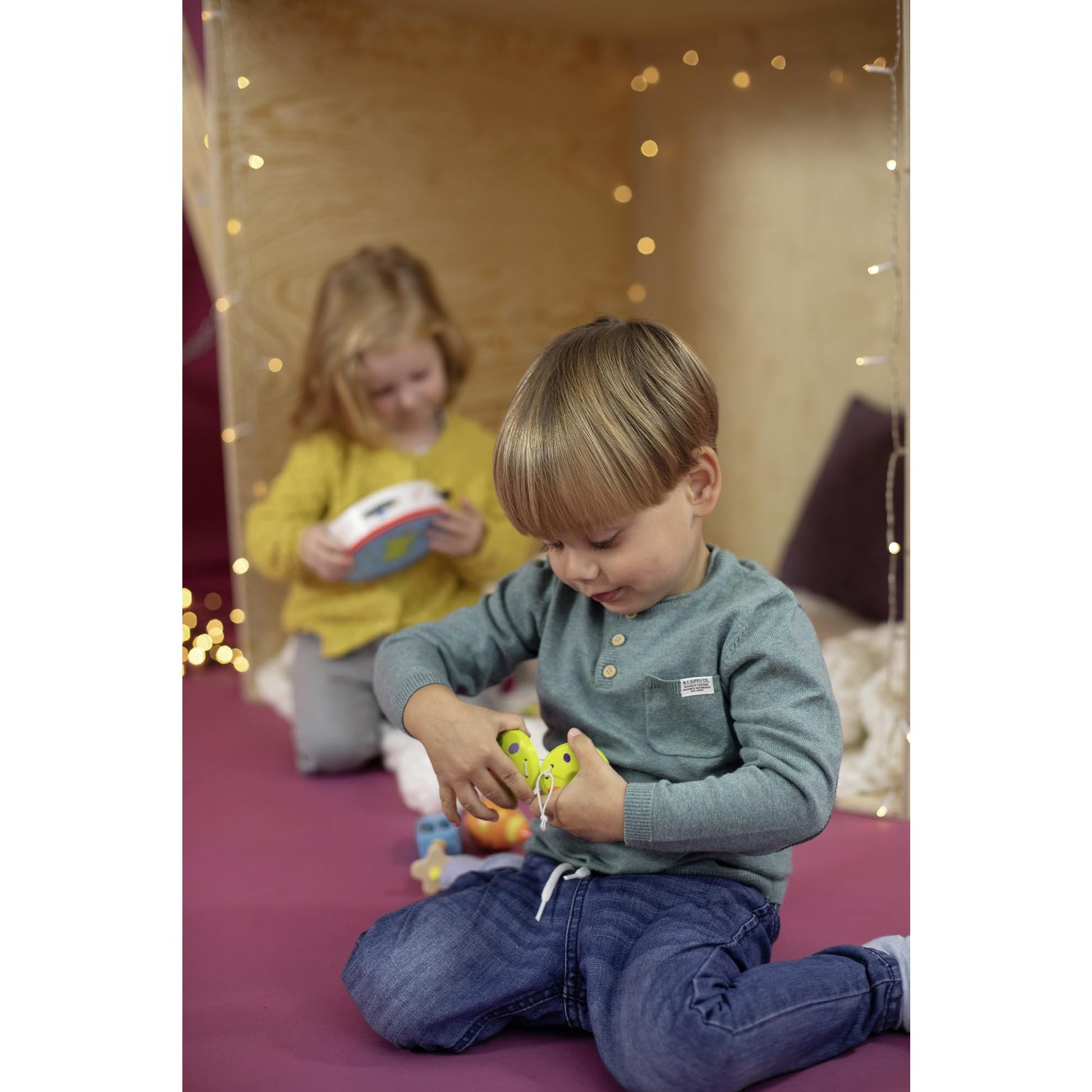 Eichhorn 100003484 Musik Set mit Includes Rattle, Maracas and Castanets, Colourful Musical Instruments Made of Wood, 3 Parts, from one Year - Medaid International