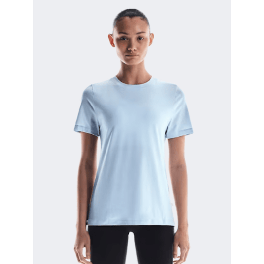 On Focus Women Training T-Shirt Arctic - Medaid International