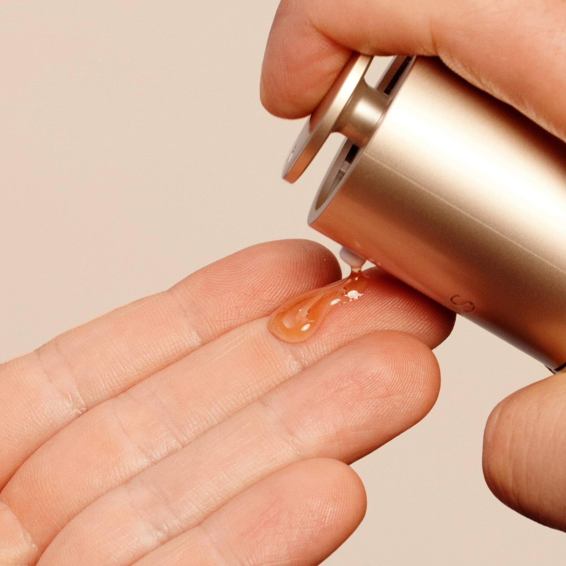 Clarins DOUBLE SERUM | Anti Aging Face Serum | Visibly Firms, Smoothes, Boosts Radiance, and Refines Pores | 24H Hydration | All Skin Types, 1.7 Fl Oz - Medaid International