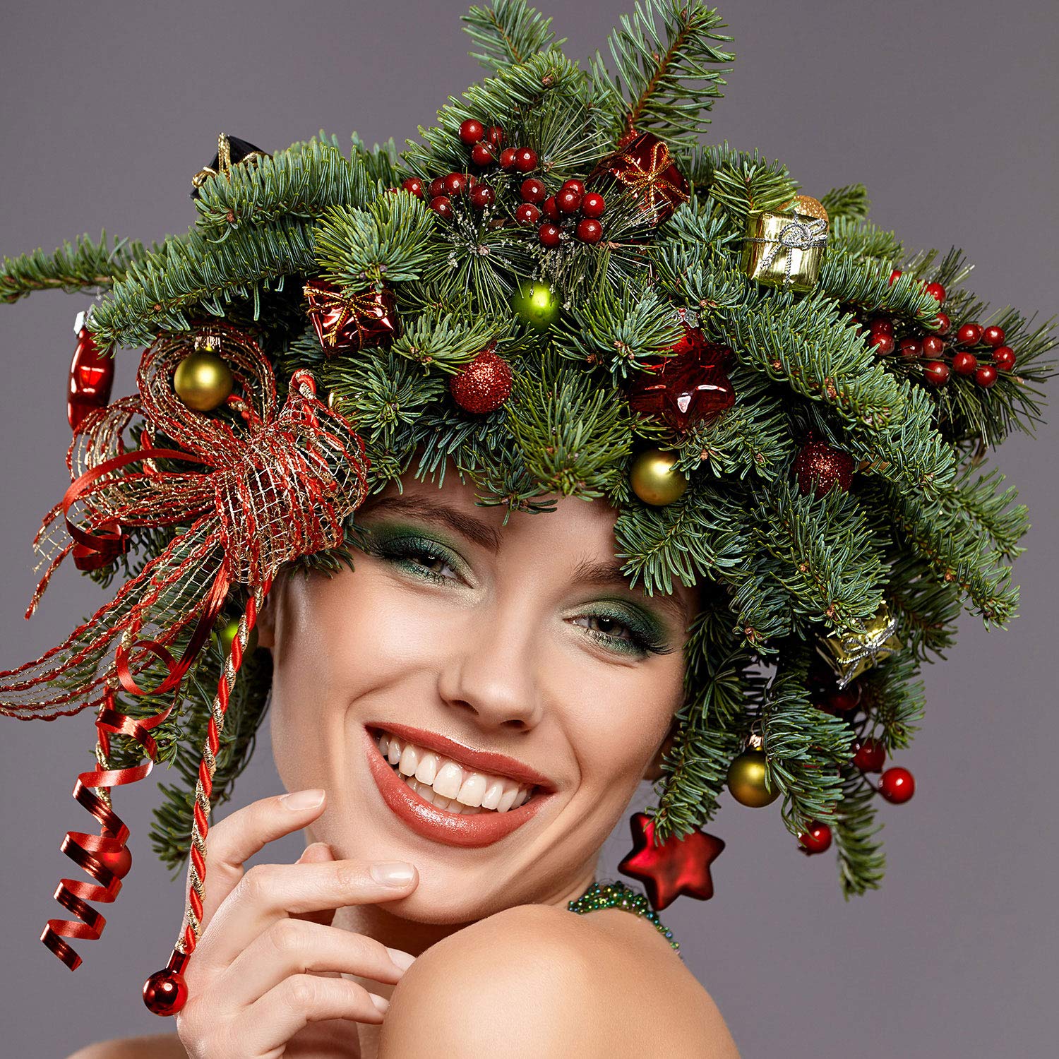 BBTO Artificial Holly Berries on Wire Stems, 250 Stems with 500 Pieces 8 mm Fake Berries for Tree Decorations Wreath Craft Use Wedding Party Favor (Dark Red) - Medaid International