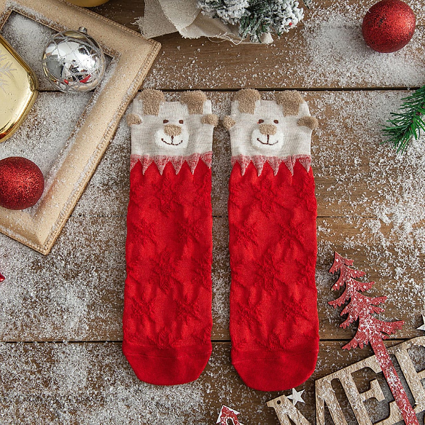 AIMI 3 Pairs Kids Elk Christmas Socks for Girls Boys Years Old Holiday Sock Soft Casual Crew Socks with Gift Box for Children (US, Age, 3 Years, 5 Years) - Medaid International
