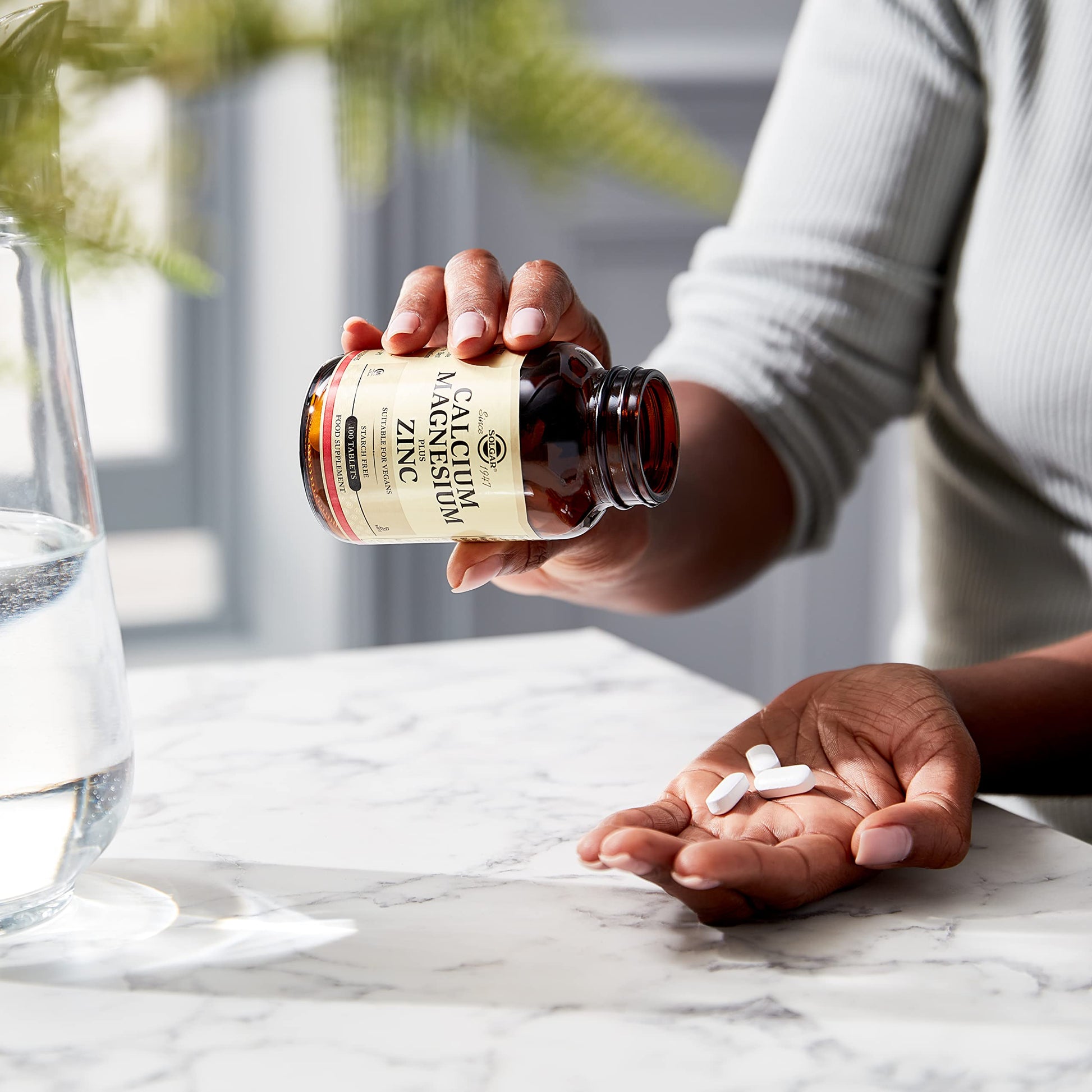 Solgar Calcium Magnesium Plus Zinc, 250 Tablets - Promotes Healthy Bones and Teeth - Supports Nerve & Muscle Function - Non GMO, Vegan, Gluten Free, Dairy Free, Kosher, Halal - 83 Servings - Medaid International