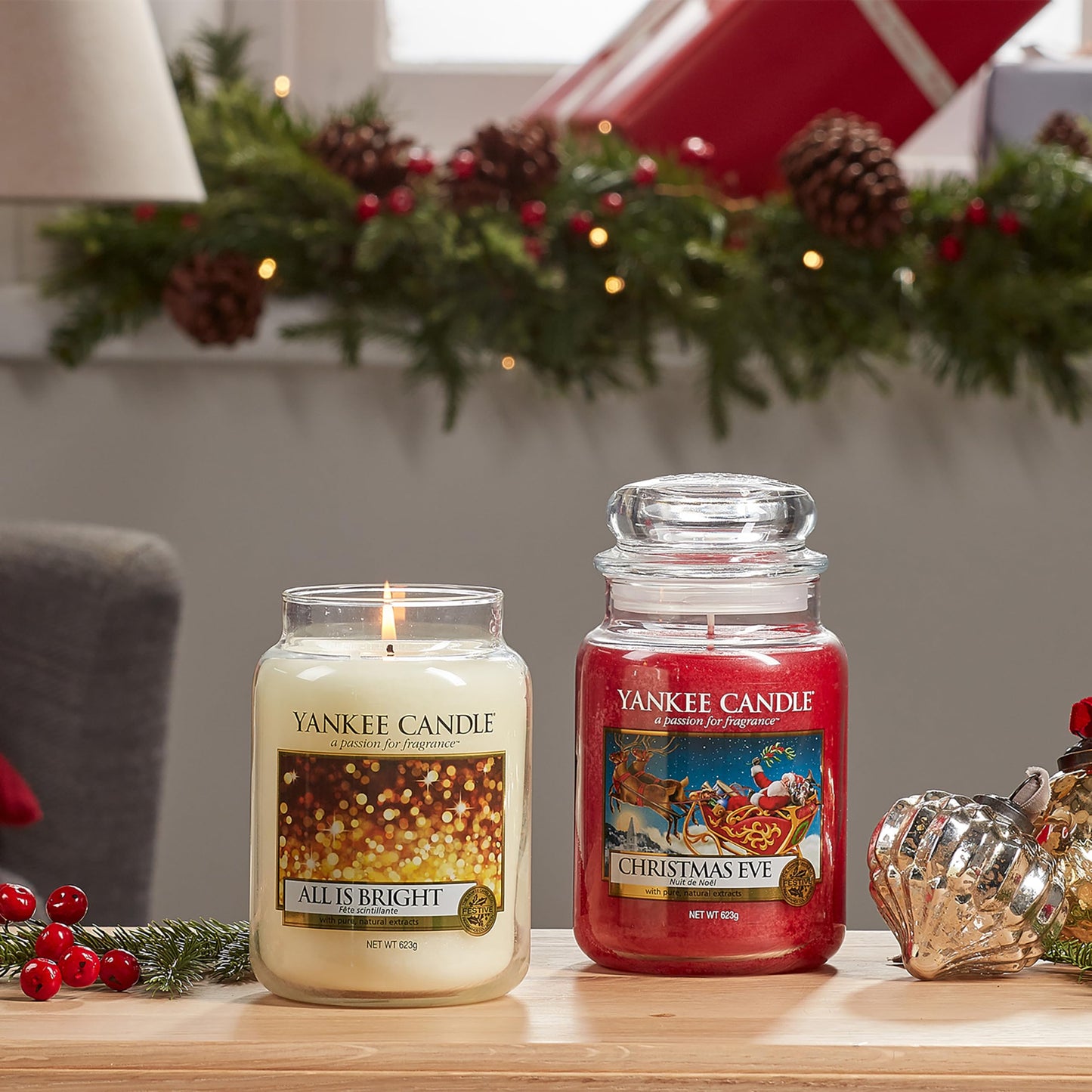 Yankee Candle Christmas Eve Scented, Classic 22oz Large Jar Single Wick Candle, Over 110 Hours of Burn Time - Medaid International