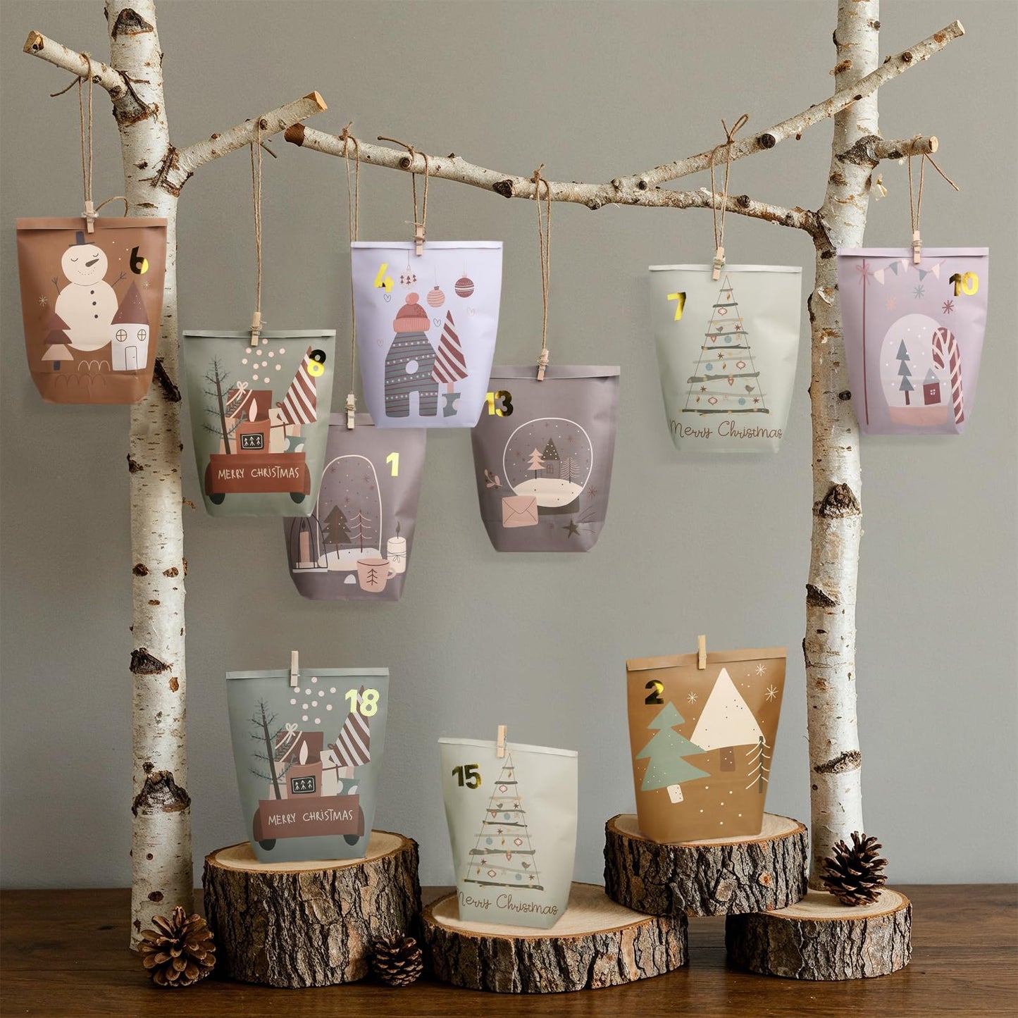 Yinsun Advent Calendar 2025, 24 Christmas Advent Calendars to Fill for Countdown - Empty Christmas Gift Paper Bags with Wooden Clips for Children and Adults DIY Craft - Medaid International