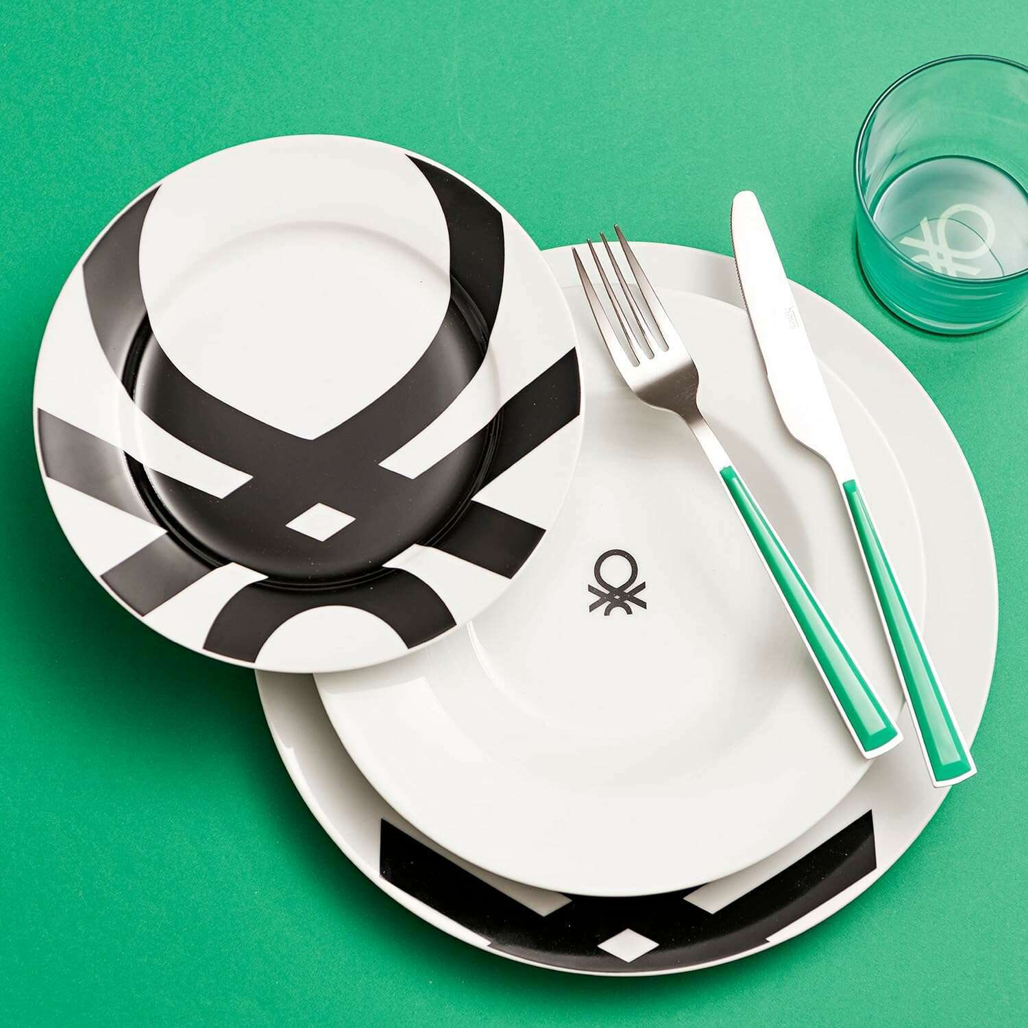 Black&White Collection, Set of 18 Pieces Dinner Set - Medaid International