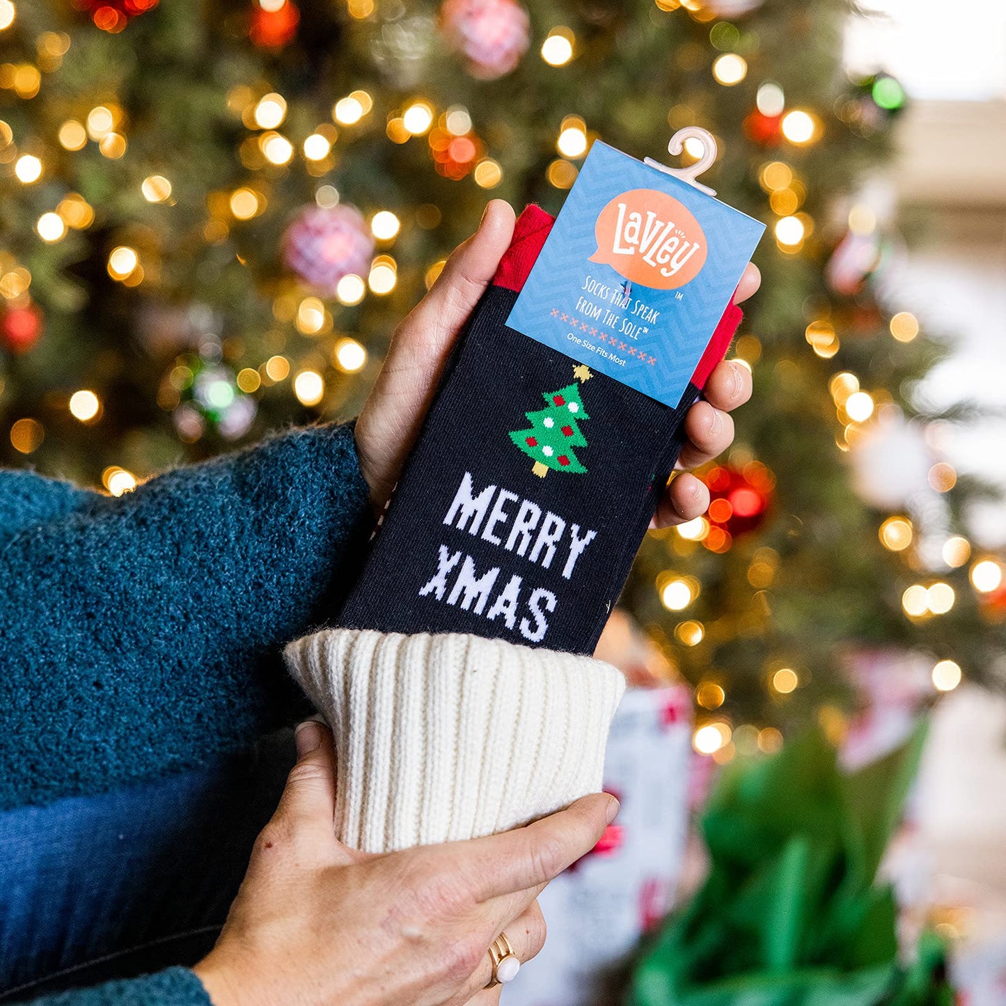 Lavley If You Can Read This, Bring Me Funny Socks - Novelty Gifts for Men, Women and Teens (US, Alpha, One Size, Regular, Regular, Merry Xmas) - Medaid International