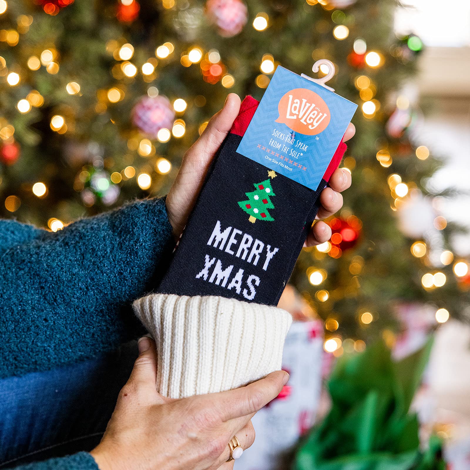 Lavley If You Can Read This, Bring Me Funny Socks - Novelty Gifts for Men, Women and Teens (US, Alpha, One Size, Regular, Regular, Merry Xmas) - Medaid International