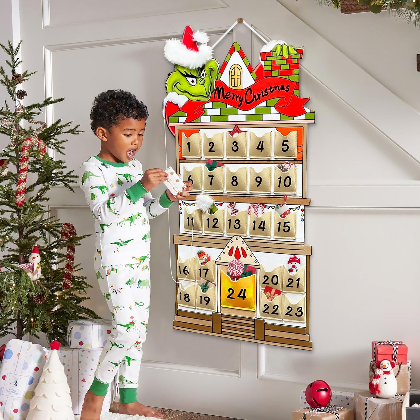 KOUPA Hanging Christmas Countdown Advent Calendar, Santa Grinch Green Haired Monster Decoration, Reusable Xmas Gift for Holiday Party Winter - Medaid International