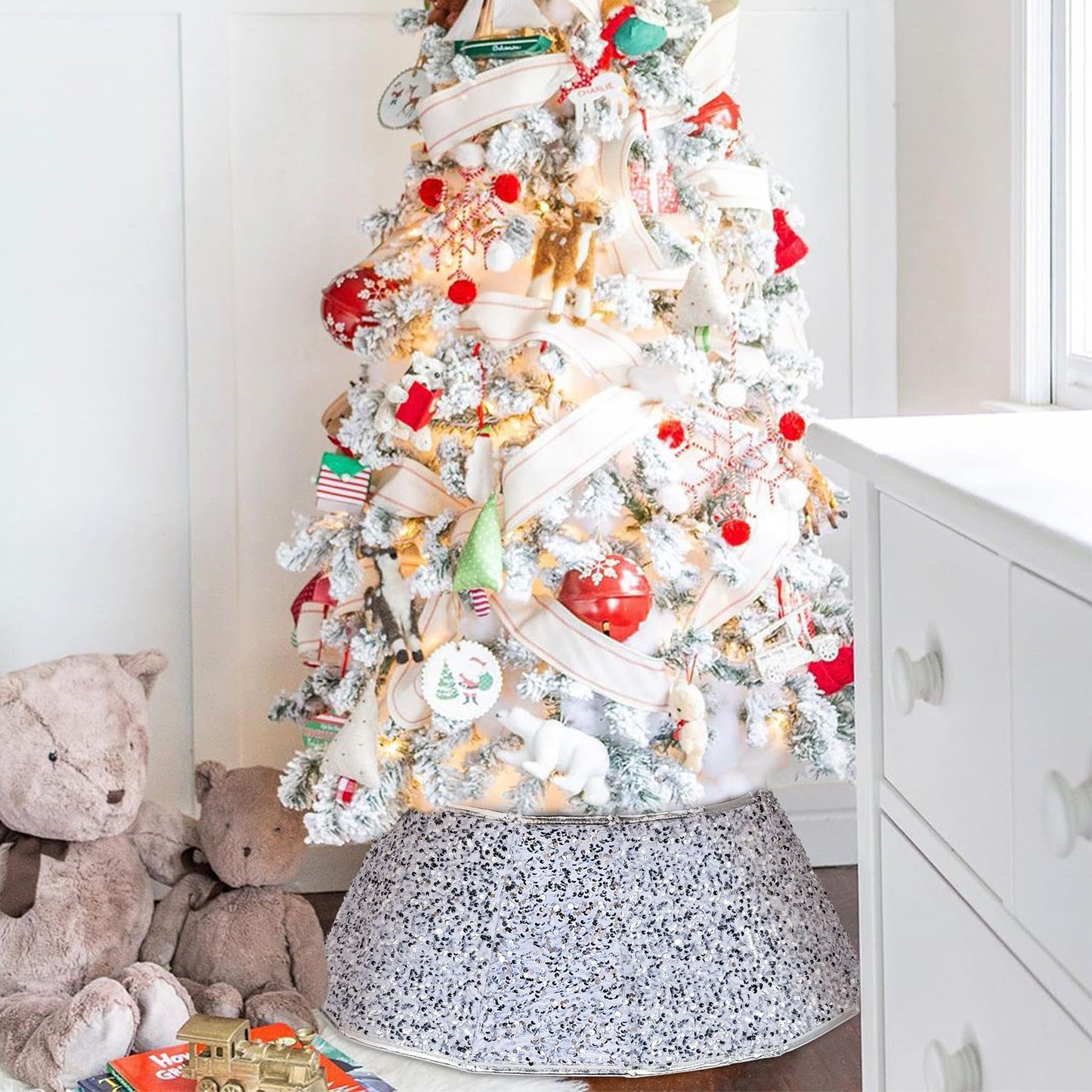 Blissun Christmas Tree Collar, Sequin Christmas Tree Skirt, Folable Christmas Tree Ring, Xmas Tree Stand Base Cover for Christmas Tree Decoration (Silver, Round) - Medaid International